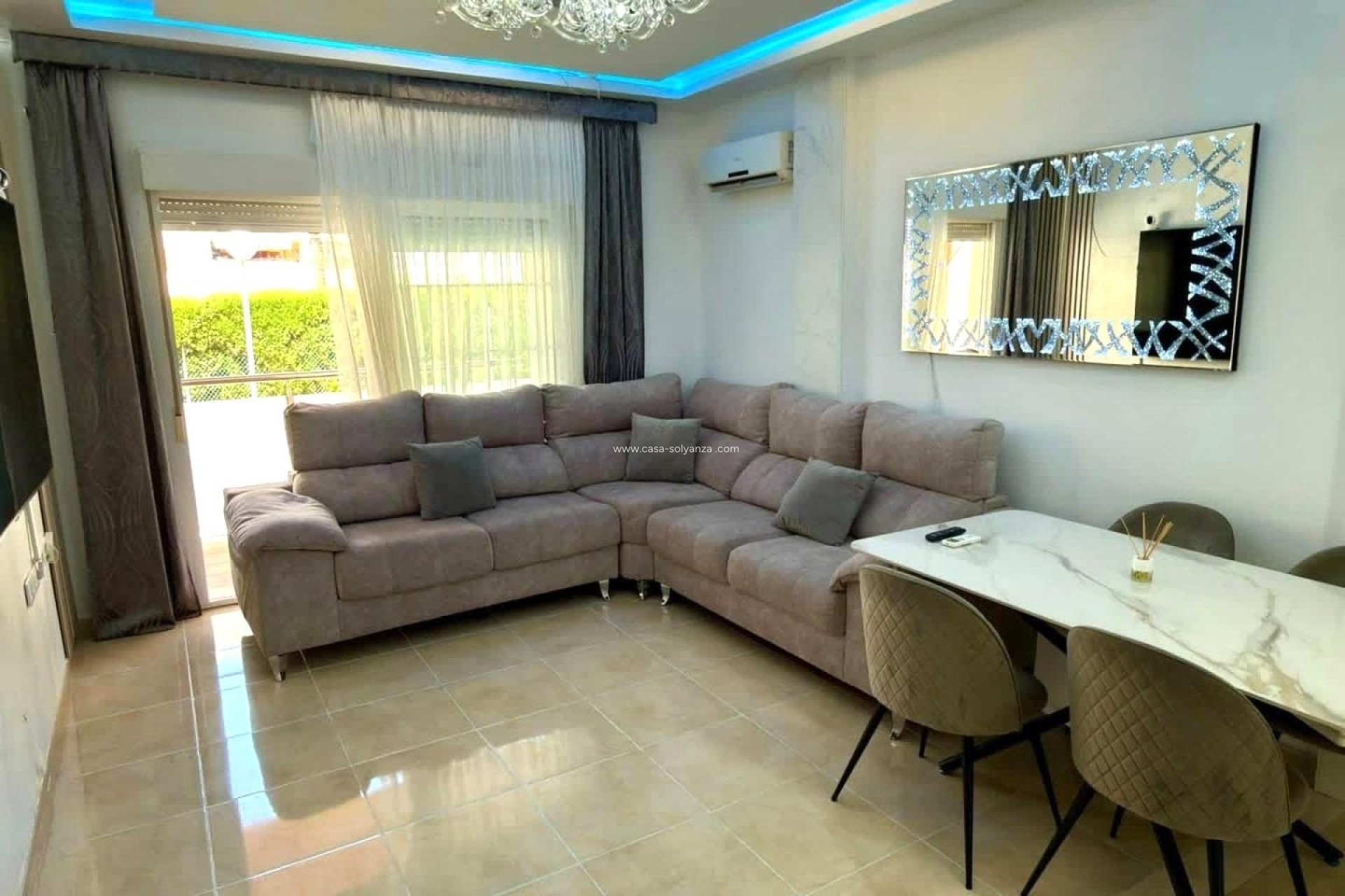 Resale - Apartment / flat - Torrevieja - Nueva Torrevieja