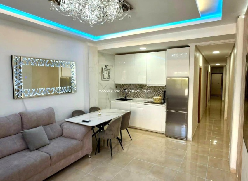 Resale - Apartment / flat - Torrevieja - Nueva Torrevieja