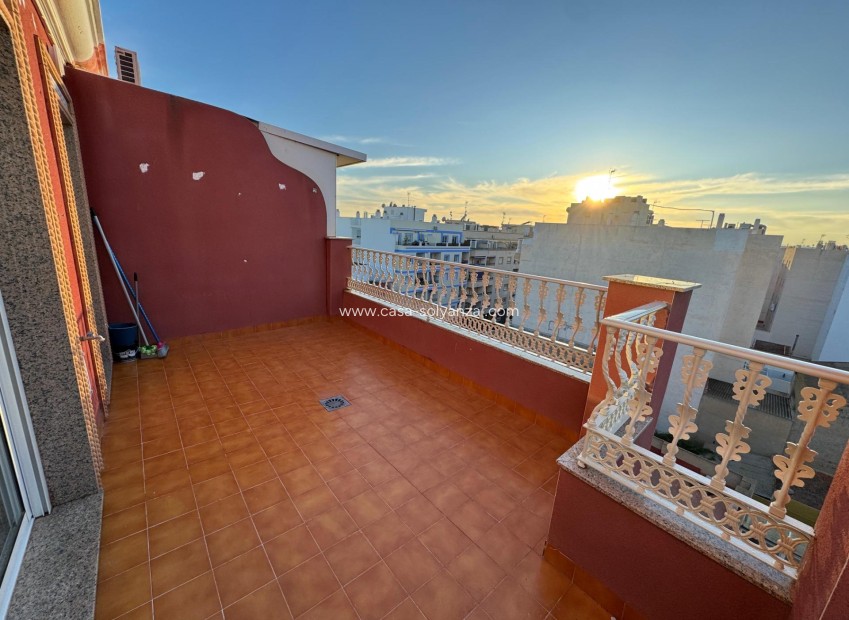 Resale - Apartment / flat - Torrevieja - Parque Acuático - Sector 25
