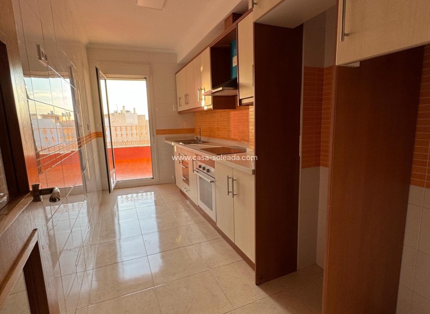Resale - Apartment / flat - Torrevieja - Parque Acuático - Sector 25