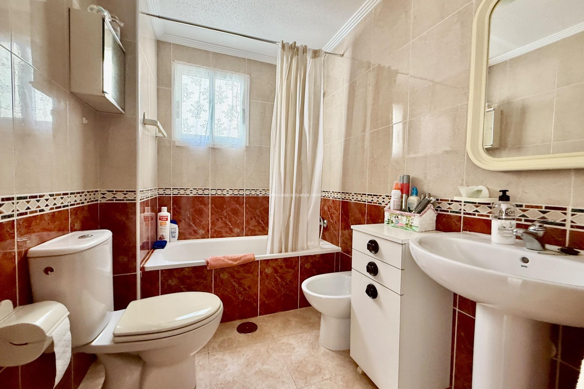 Resale - Apartment / flat - Torrevieja - PARQUE DE LAS NACIONES