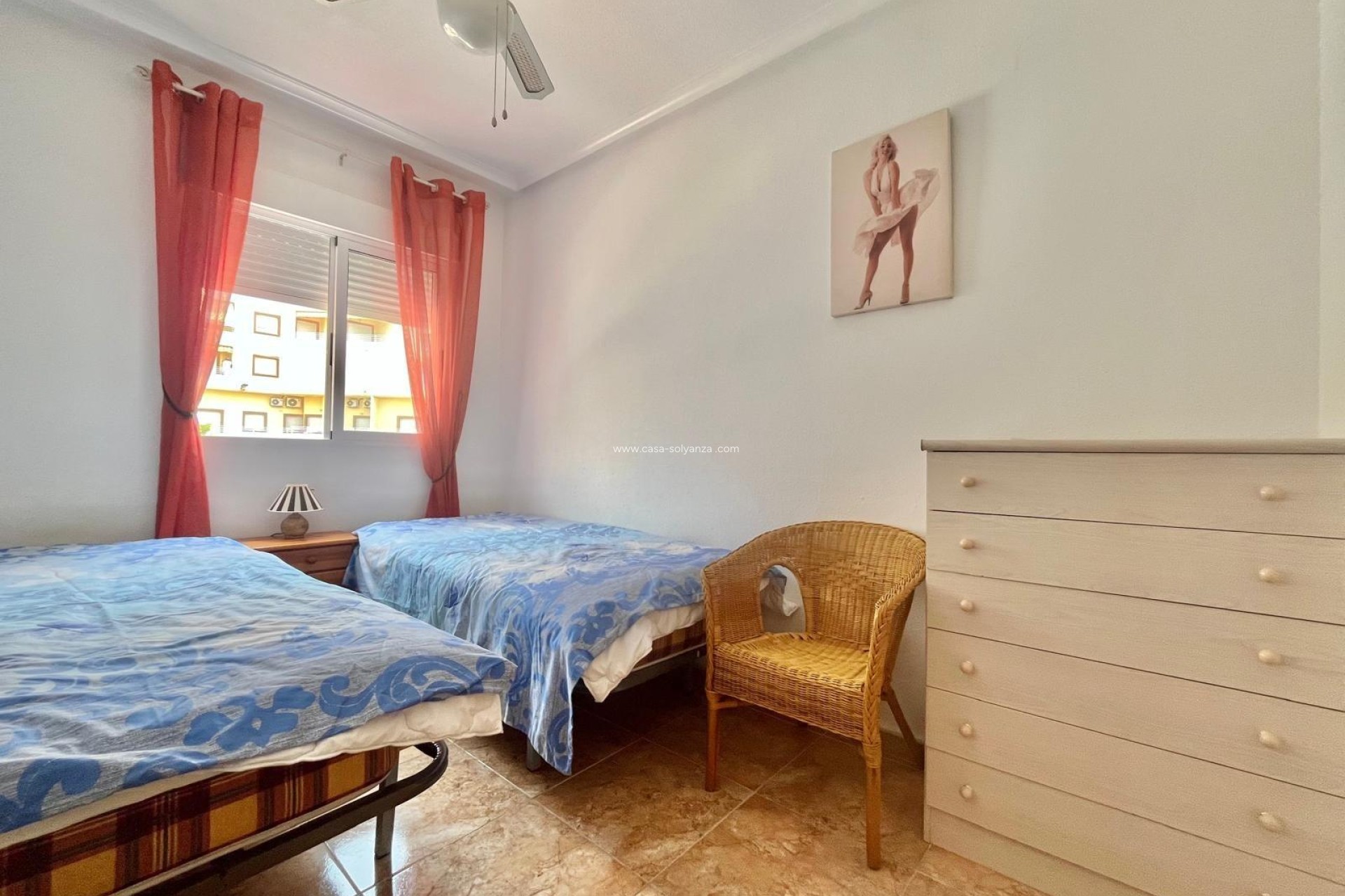 Resale - Apartment / flat - Torrevieja - PARQUE DE LAS NACIONES