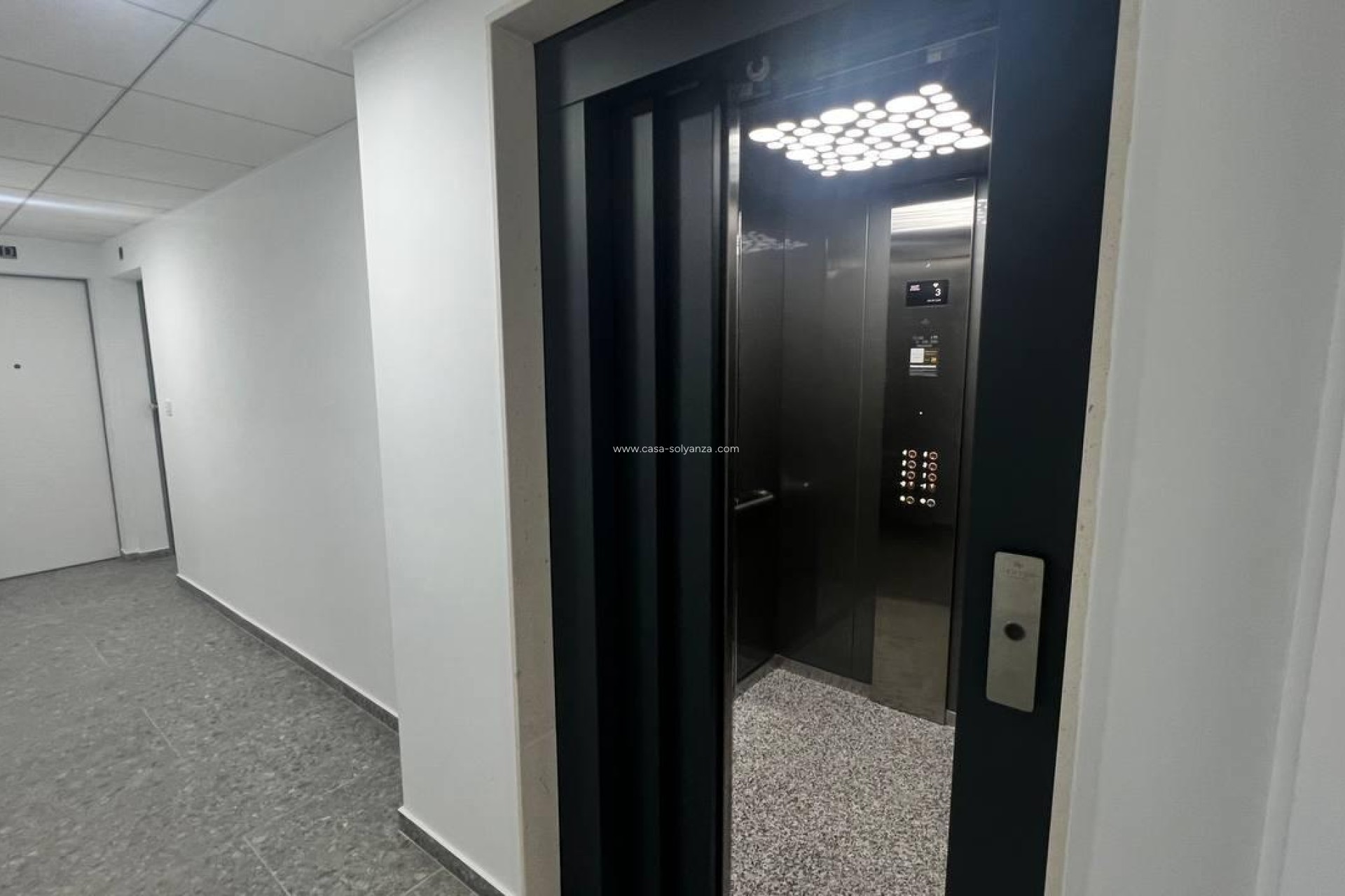 Resale - Apartment / flat - Torrevieja - PARQUE DE LAS NACIONES