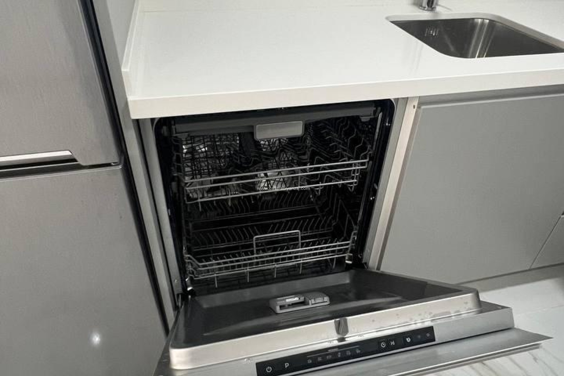 Resale - Apartment / flat - Torrevieja - PARQUE DE LAS NACIONES