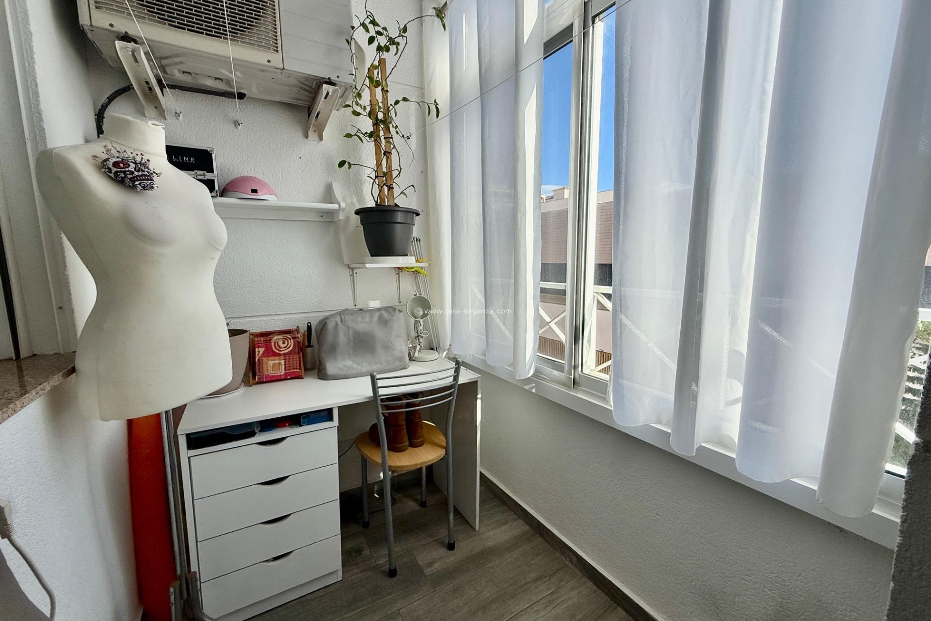 Resale - Apartment / flat - Torrevieja - PARQUE DE LAS NACIONES