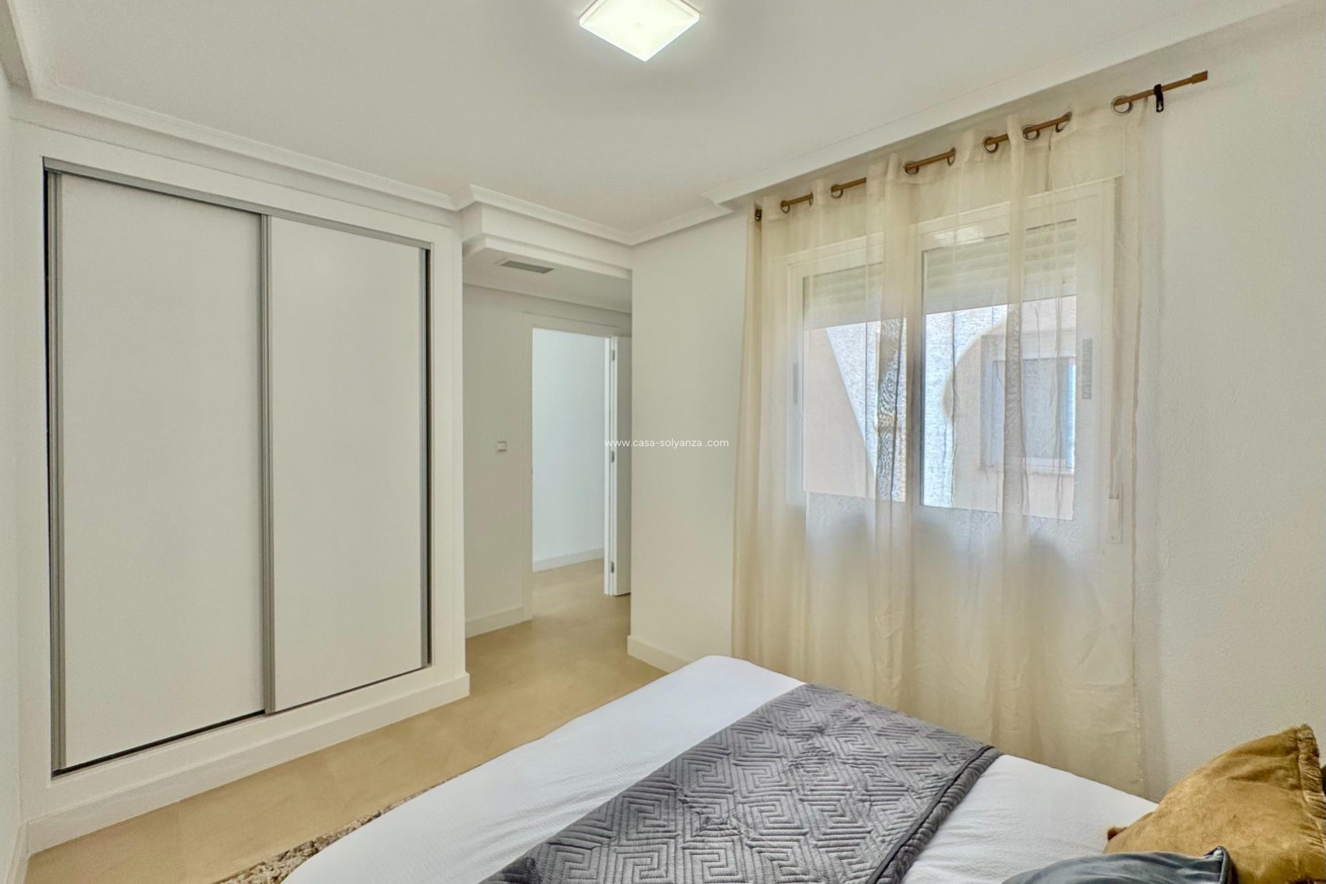 Resale - Apartment / flat - Torrevieja - PARQUE DE LAS NACIONES