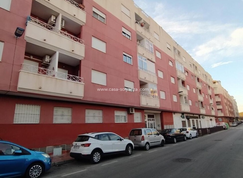 Resale - Apartment / flat - Torrevieja - PARQUE DE LAS NACIONES