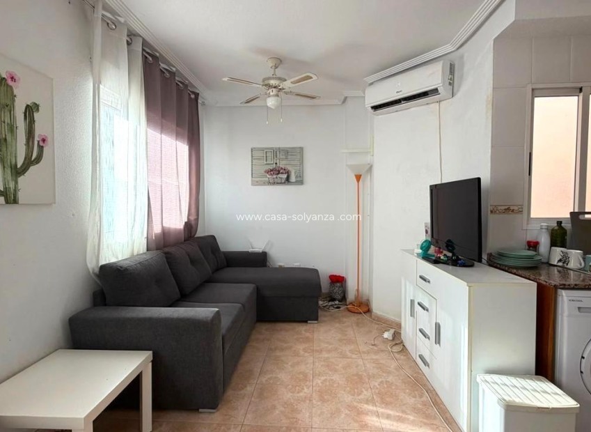 Resale - Apartment / flat - Torrevieja - PARQUE DE LAS NACIONES