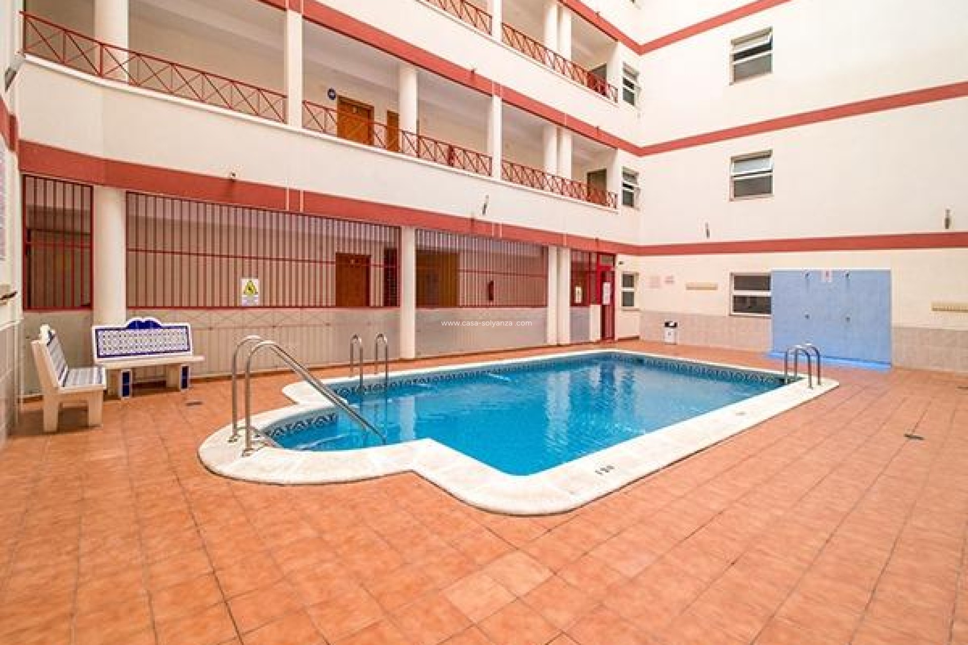 Resale - Apartment / flat - Torrevieja - Parque Las Naciones