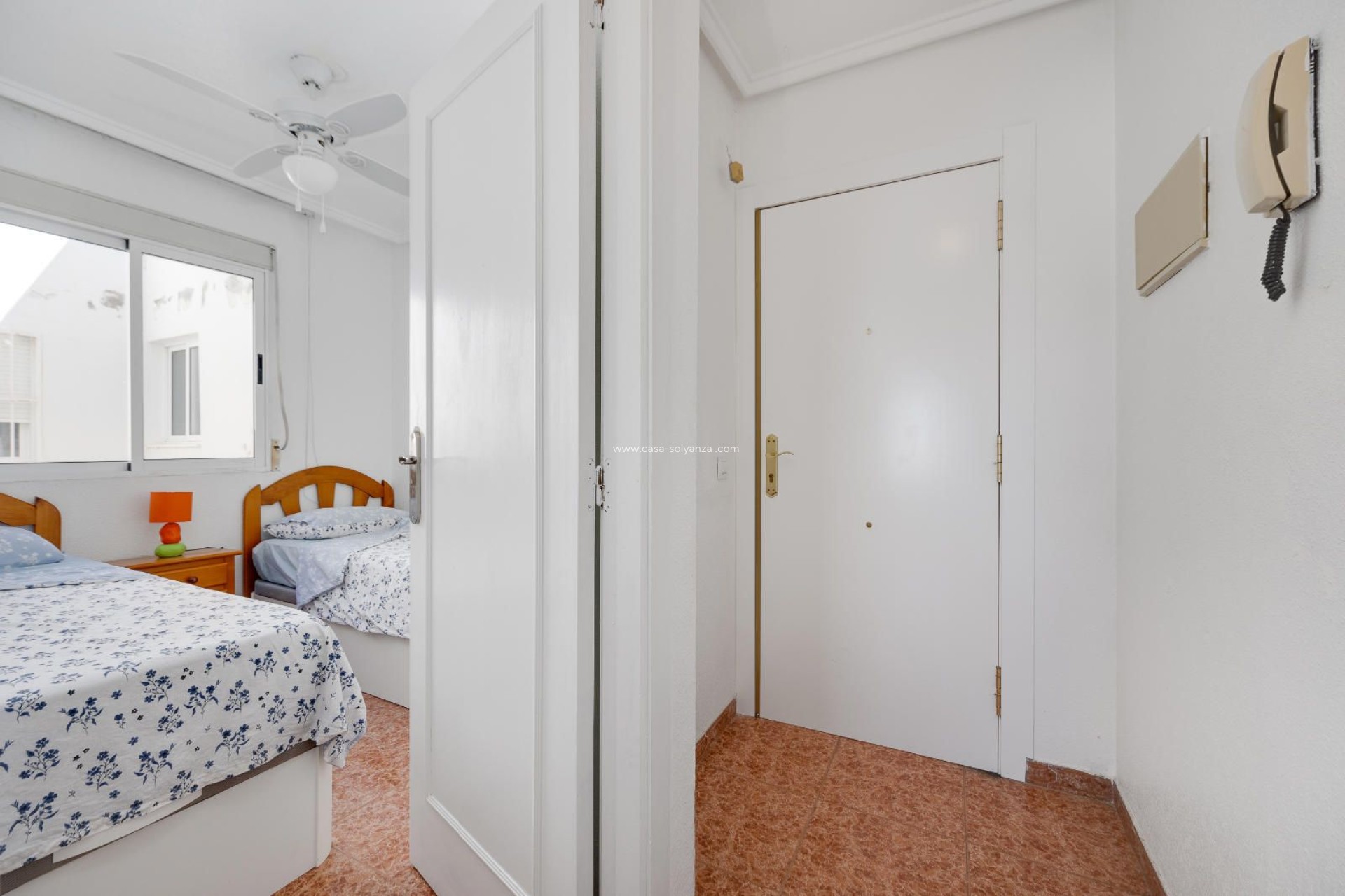 Resale - Apartment / flat - Torrevieja - Parque Las Naciones