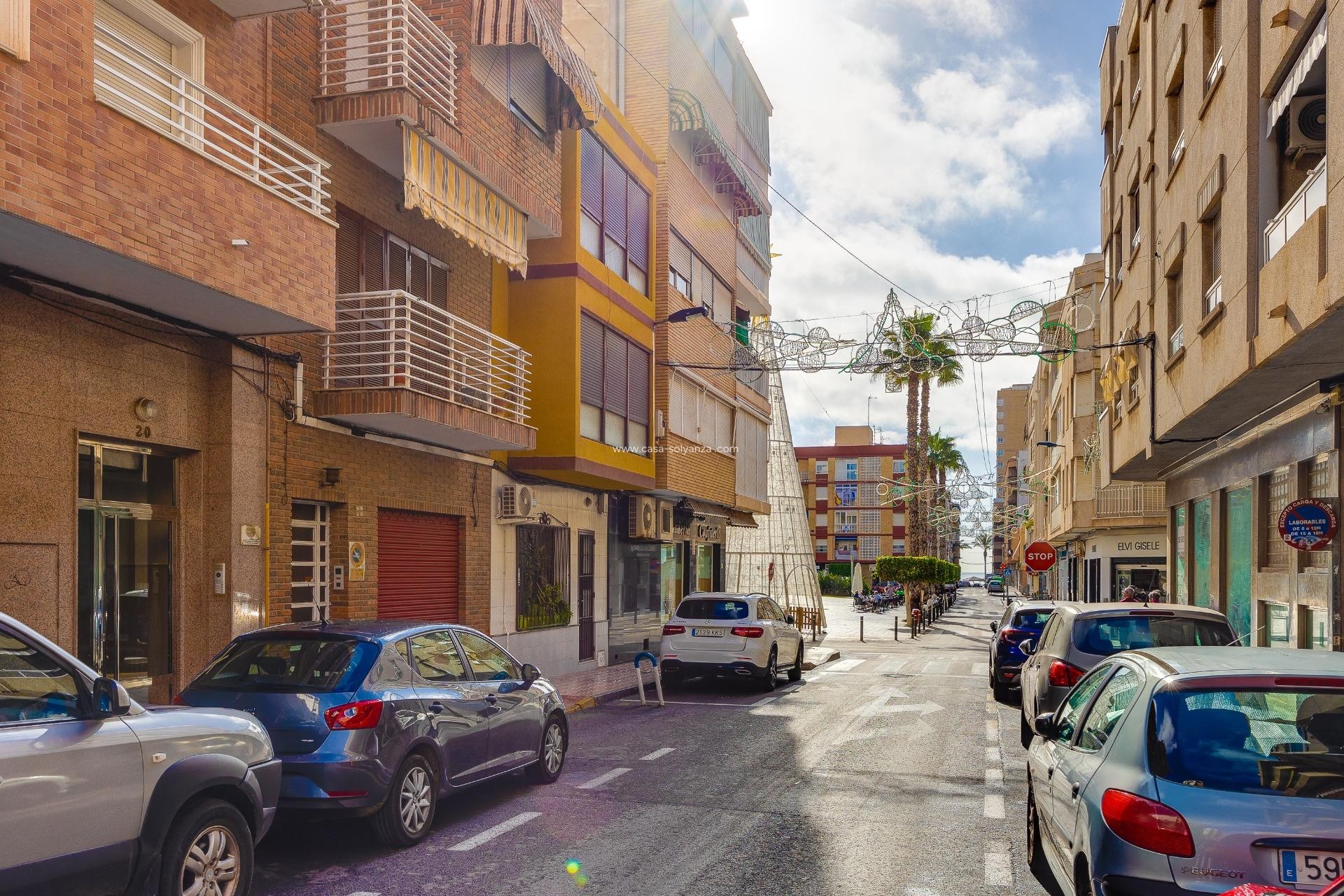Resale - Apartment / flat - Torrevieja - Paseo Maritimo