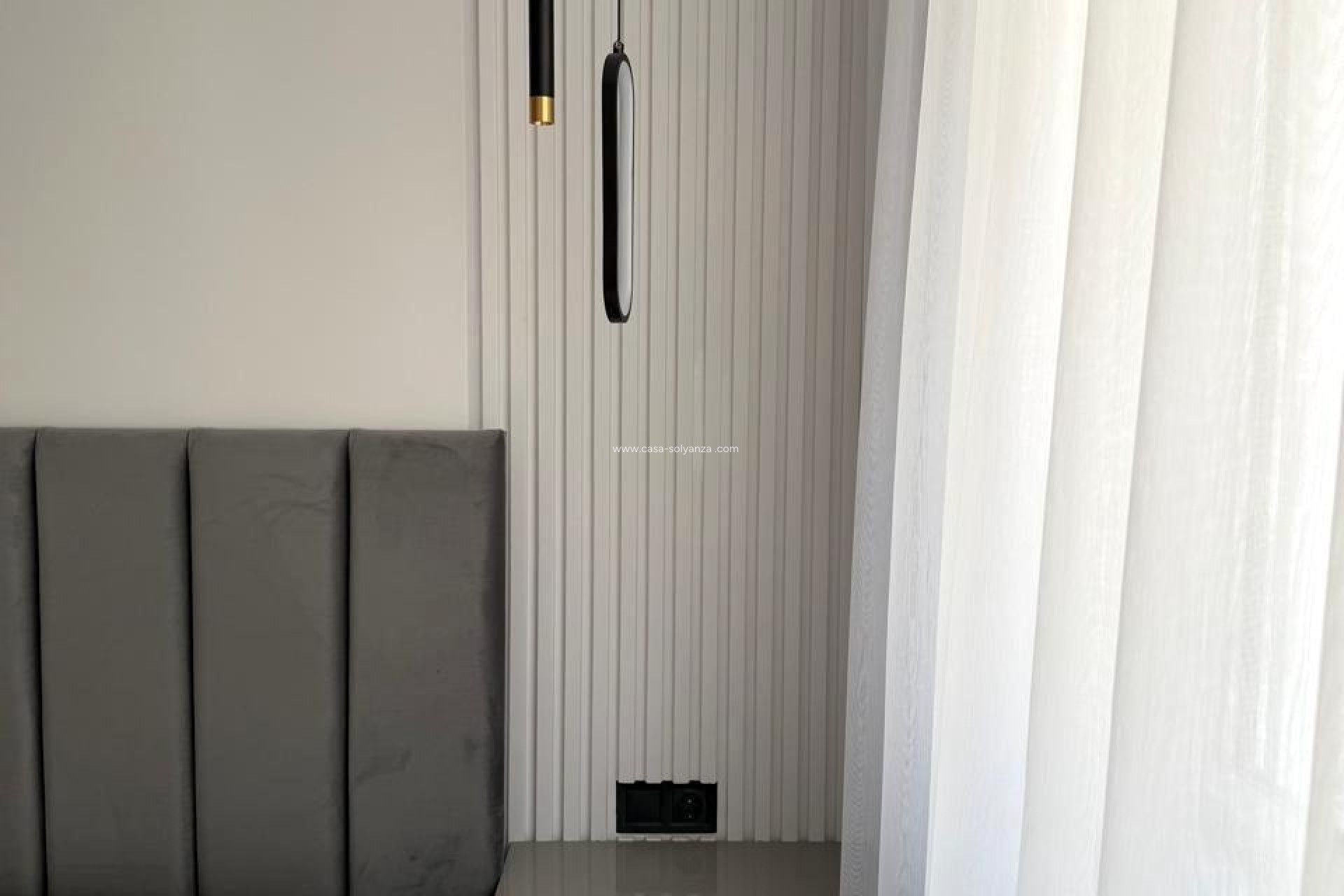 Resale - Apartment / flat - Torrevieja - Paseo Maritimo