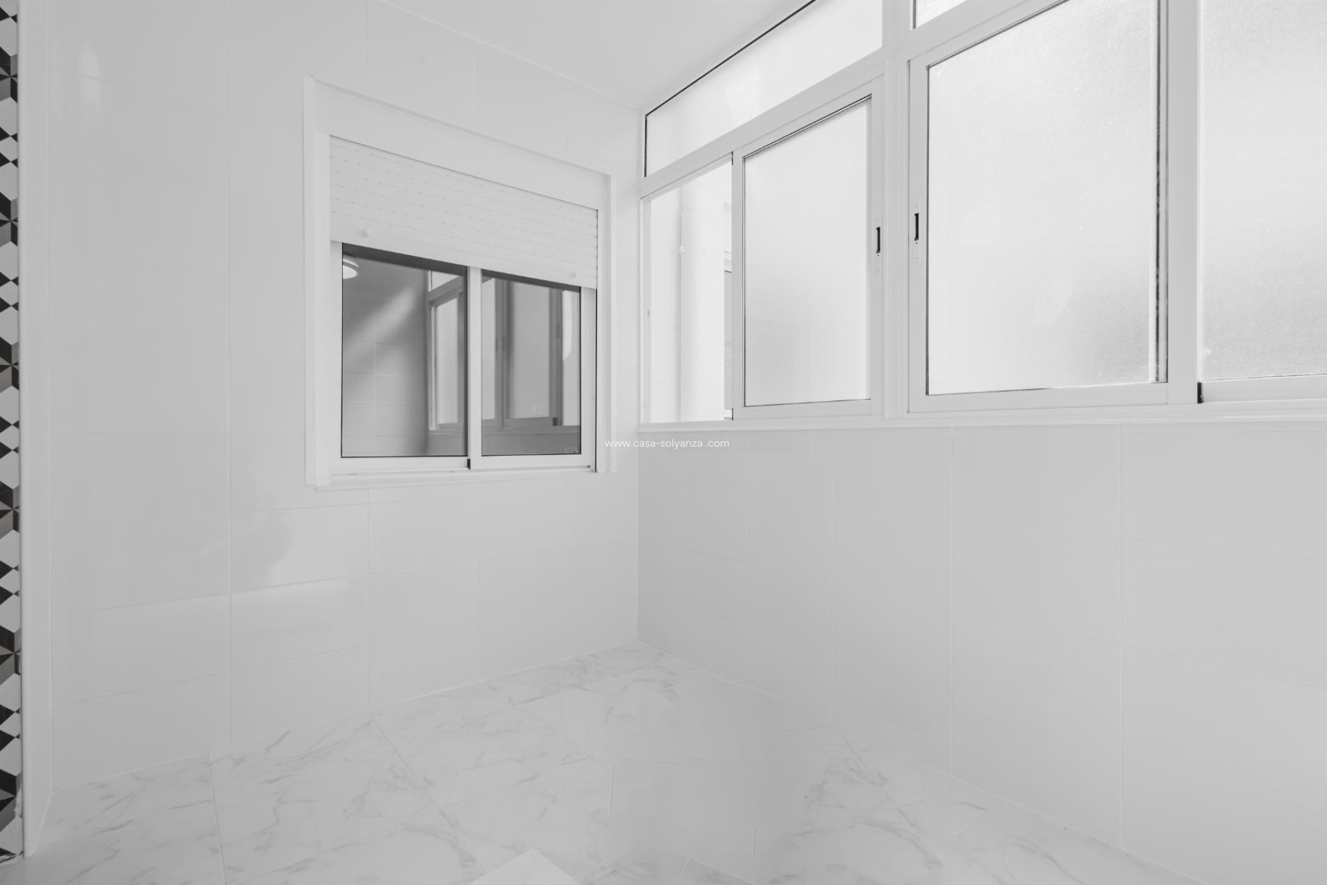 Resale - Apartment / flat - Torrevieja - Playa de La Acequion