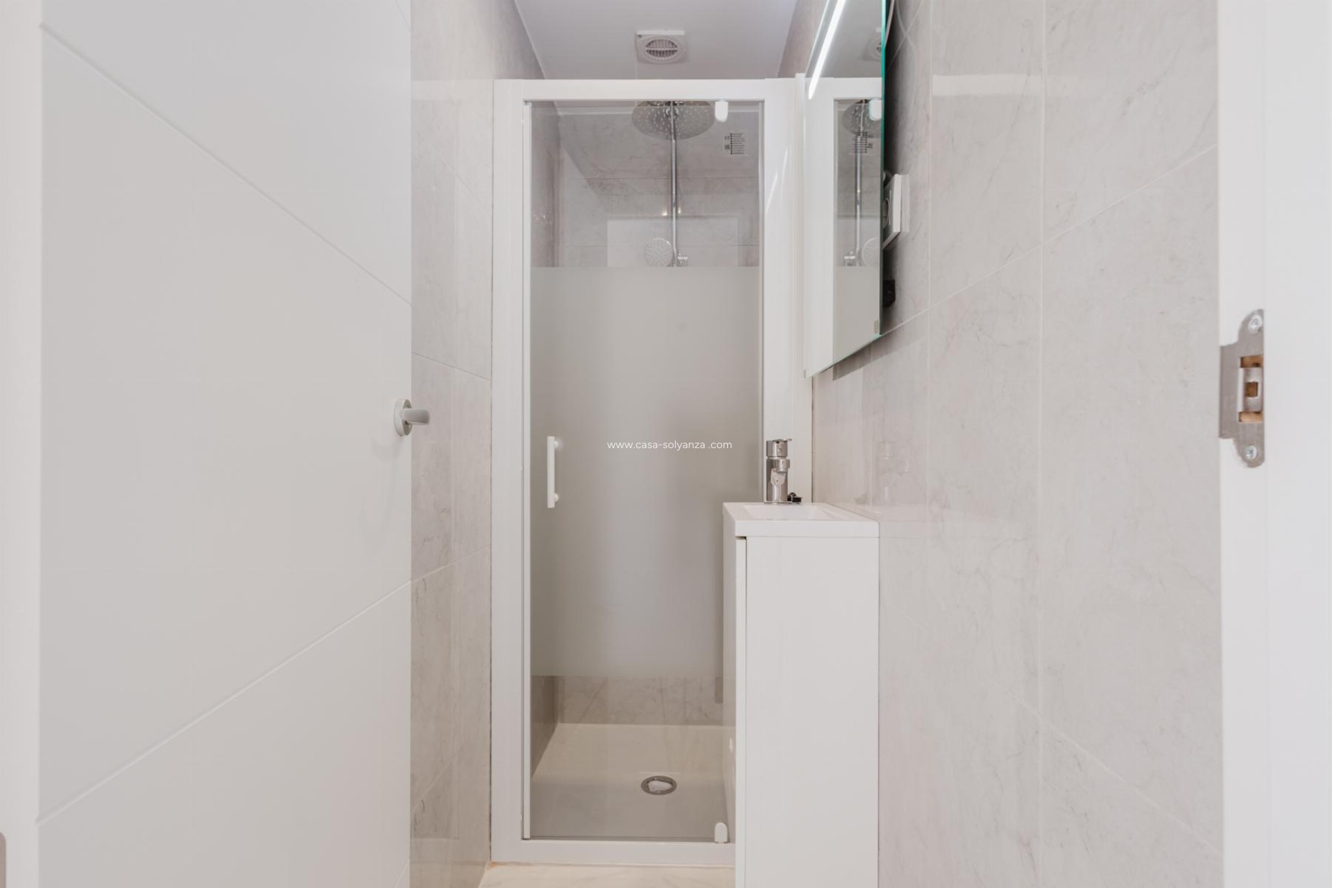 Resale - Apartment / flat - Torrevieja - Playa de La Acequion
