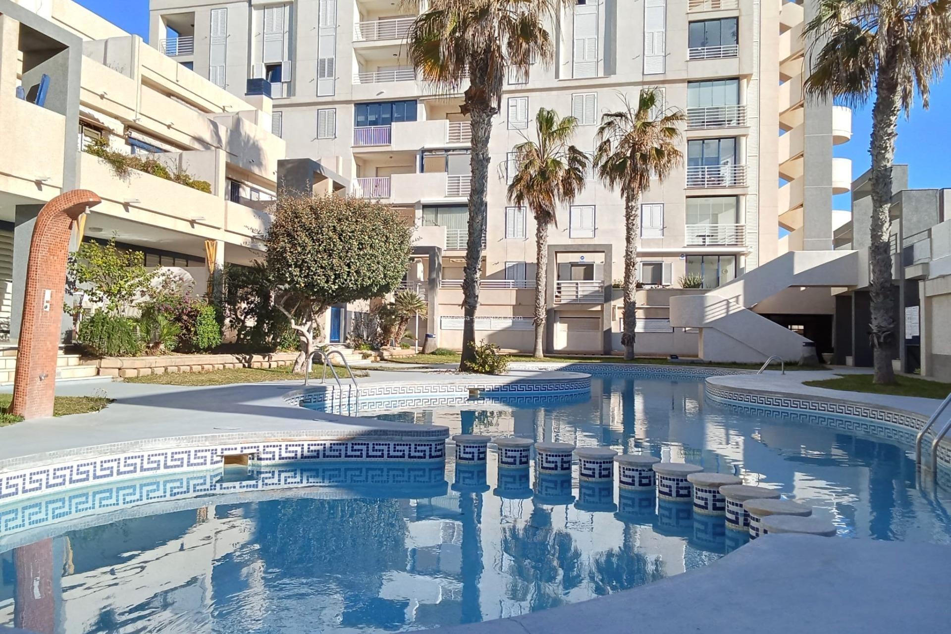 Resale - Apartment / flat - Torrevieja - Playa De La Mata