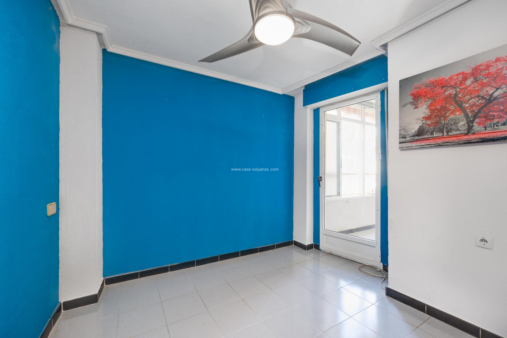 Resale - Apartment / flat - Torrevieja - Playa de Los Locos-Curva del Palangre