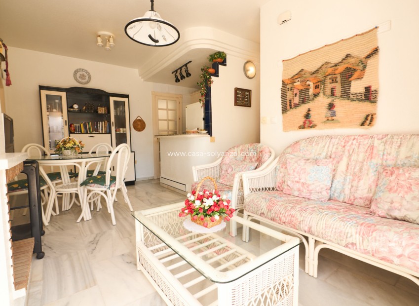 Resale - Apartment / flat - Torrevieja - Playa de los Locos