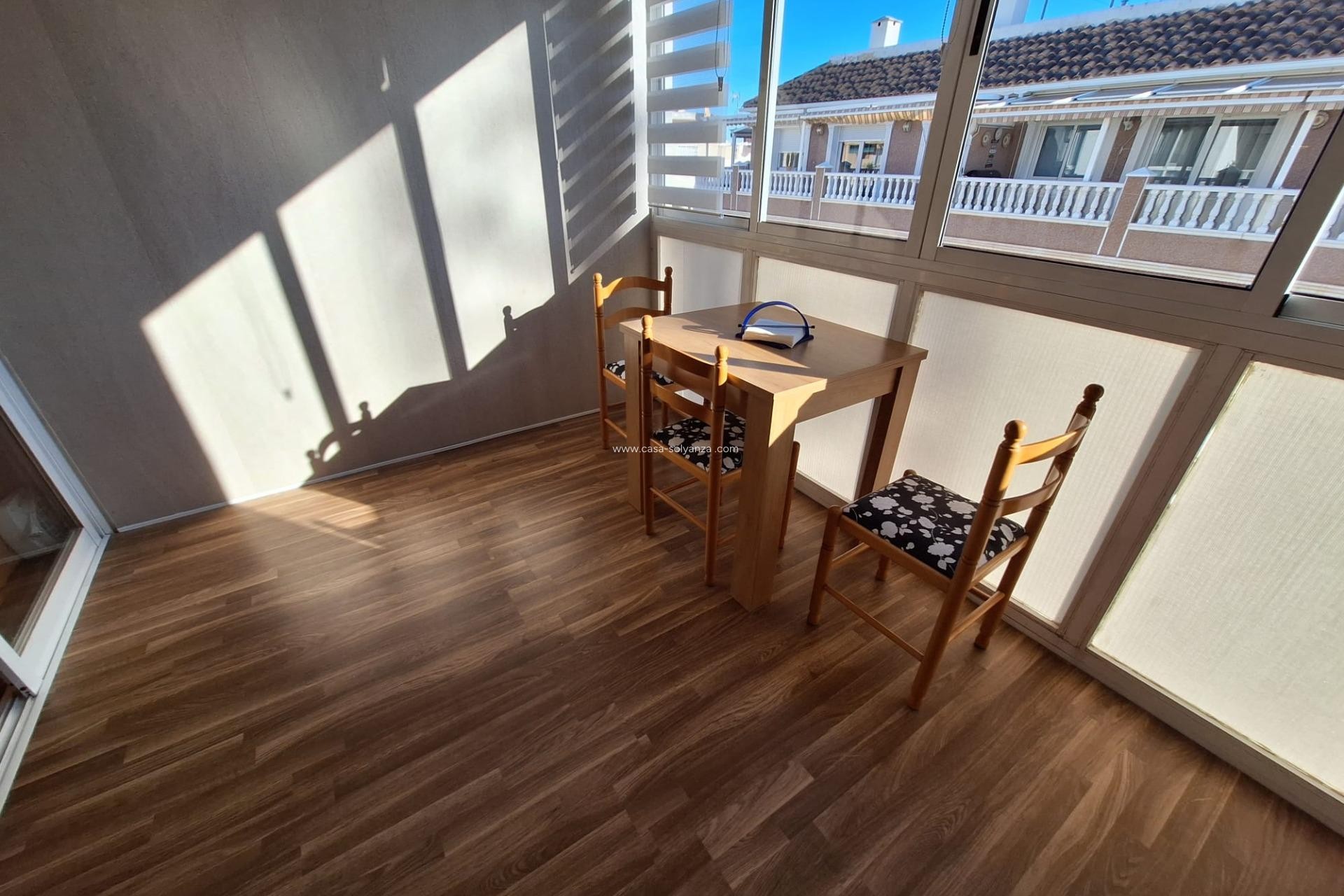 Resale - Apartment / flat - Torrevieja - Playa de los Locos
