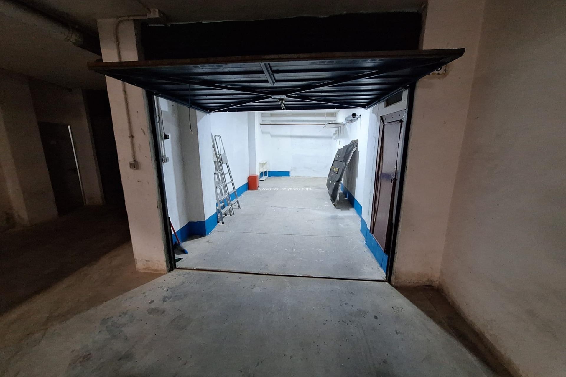 Resale - Apartment / flat - Torrevieja - Playa de los Locos