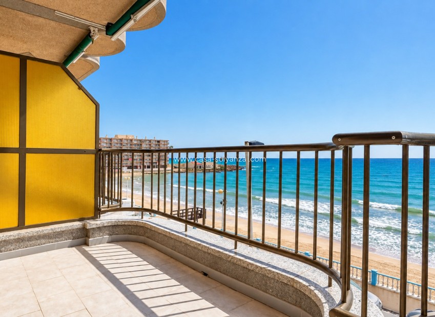 Resale - Apartment / flat - Torrevieja - Playa de los Locos