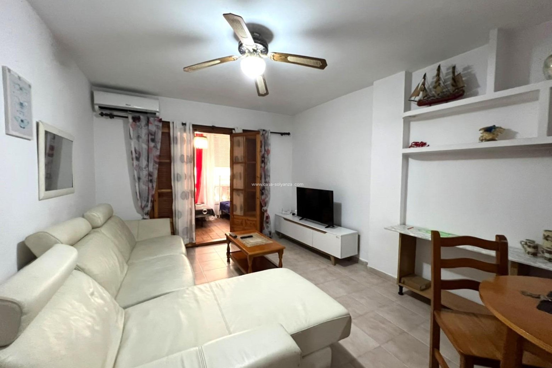 Resale - Apartment / flat - Torrevieja - Playa de los Locos