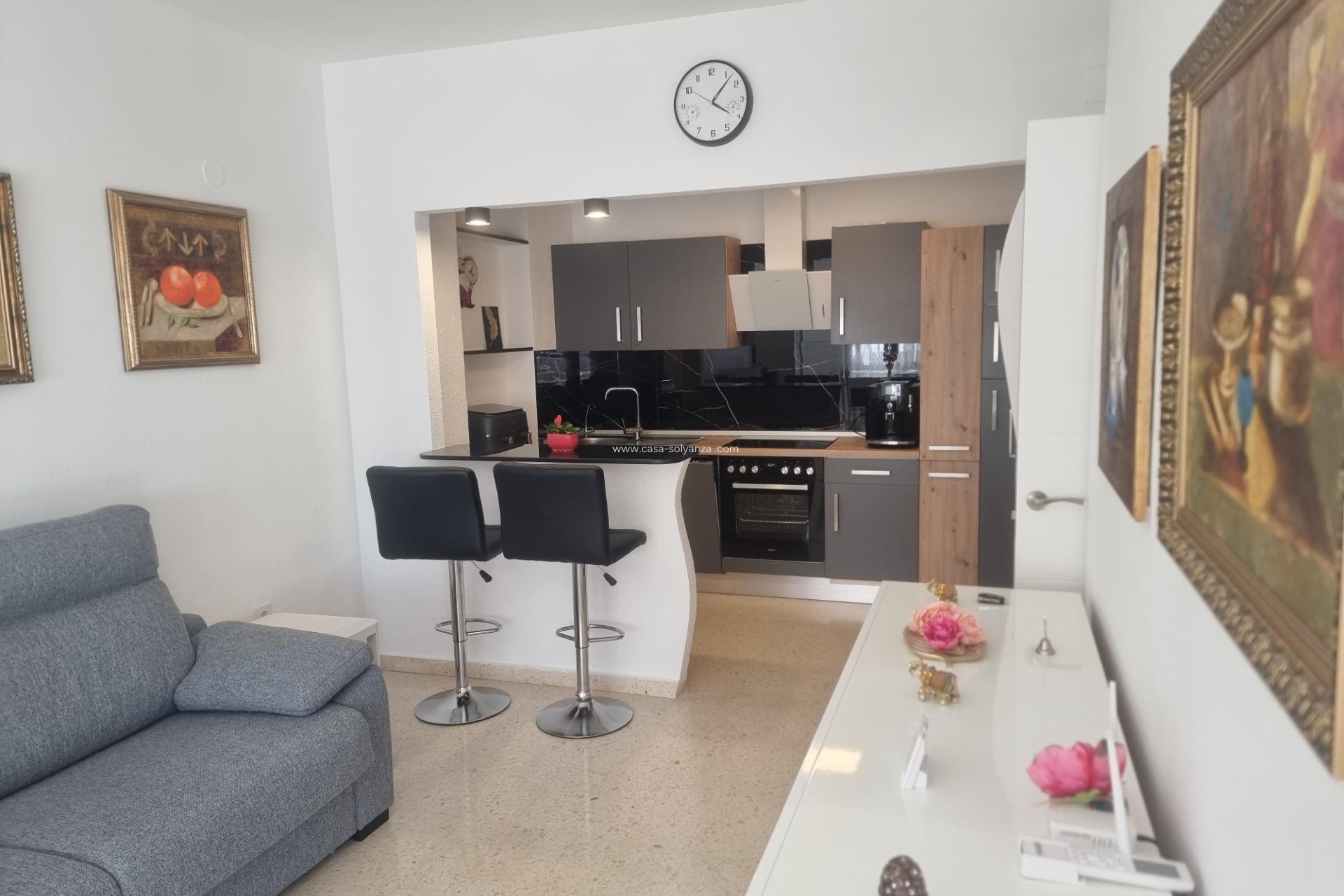 Resale - Apartment / flat - Torrevieja - Playa de los Locos