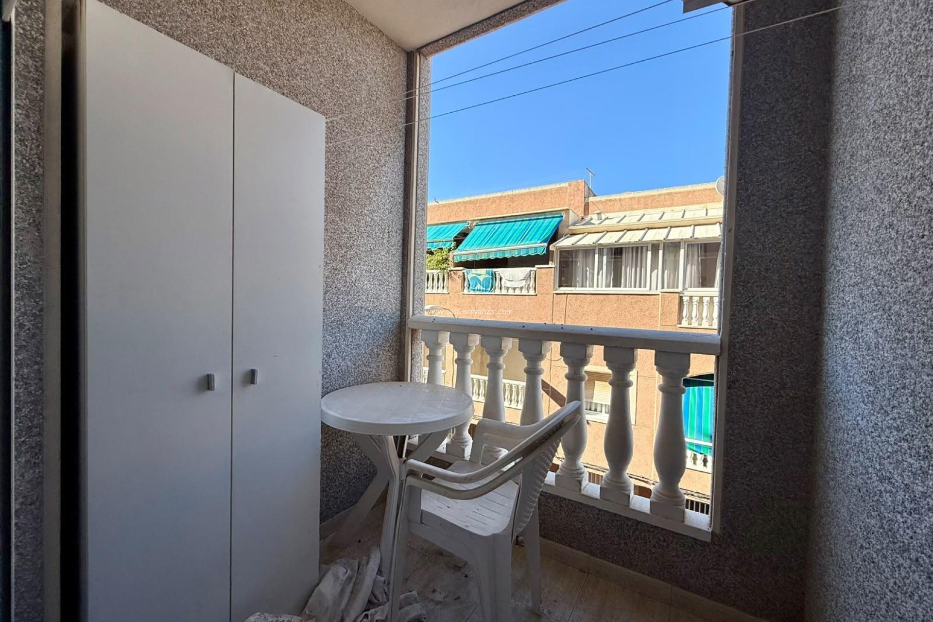 Resale - Apartment / flat - Torrevieja - Playa de los Locos