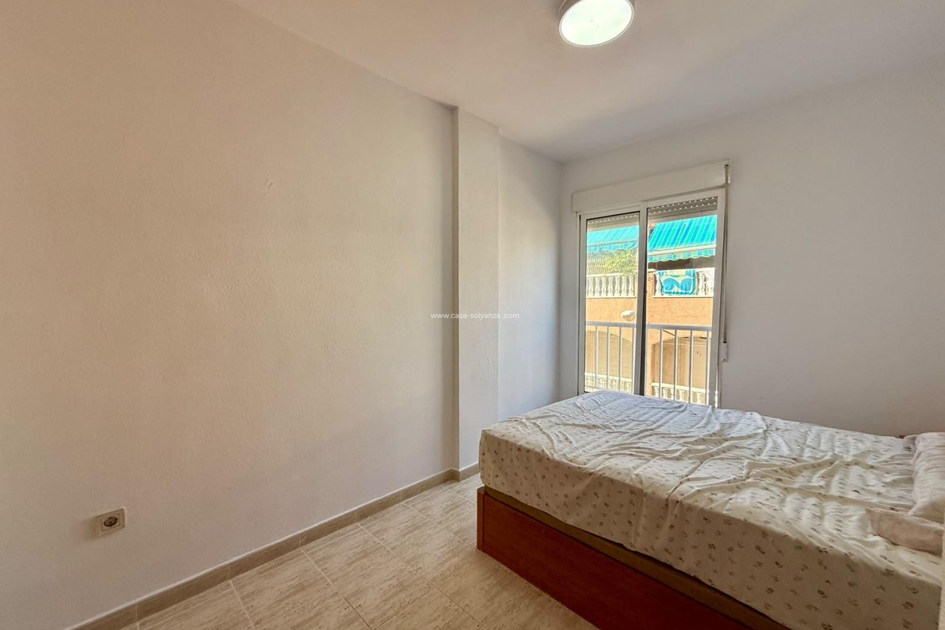 Resale - Apartment / flat - Torrevieja - Playa de los Locos