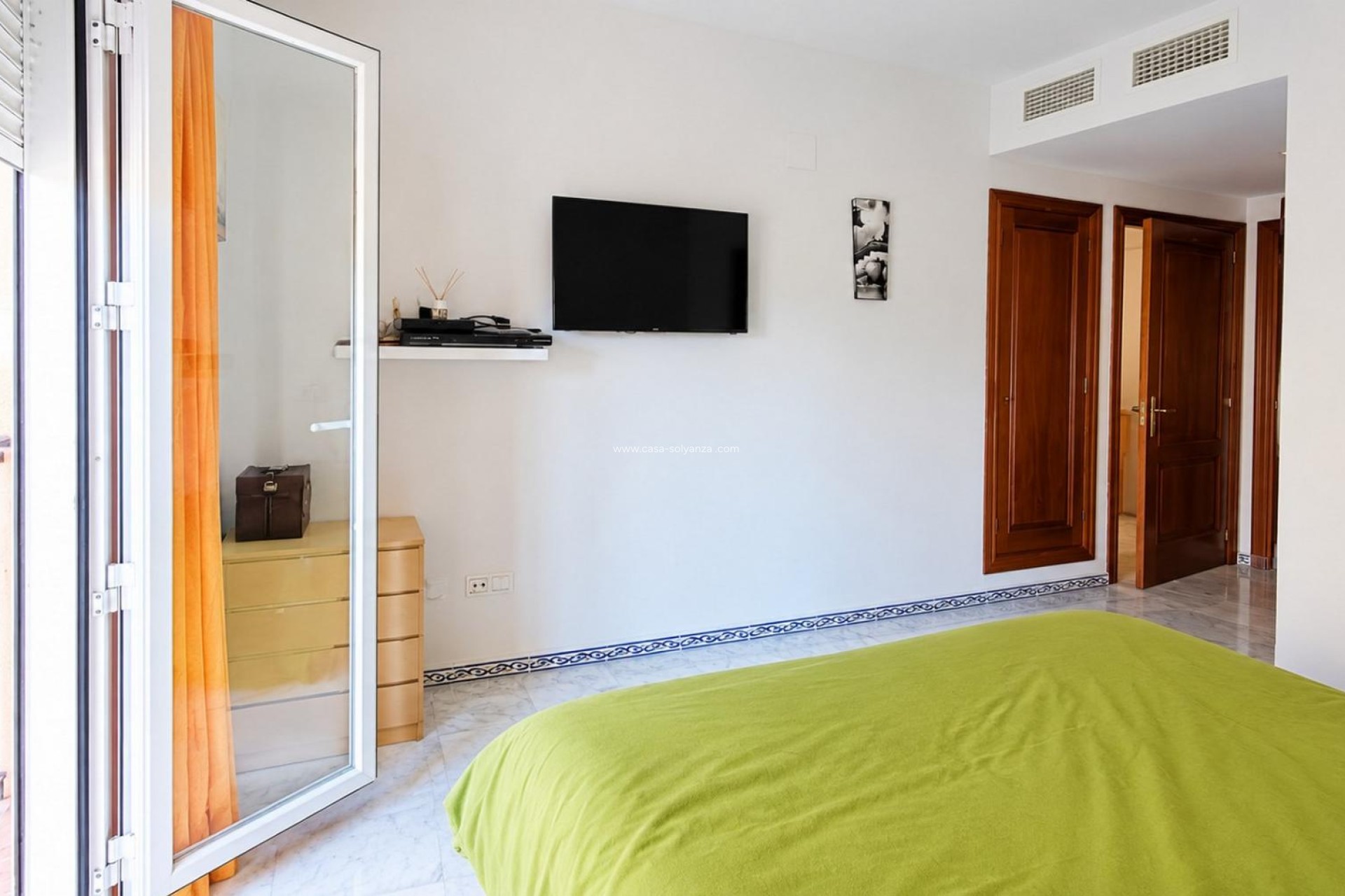 Resale - Apartment / flat - Torrevieja - Playa de los Locos