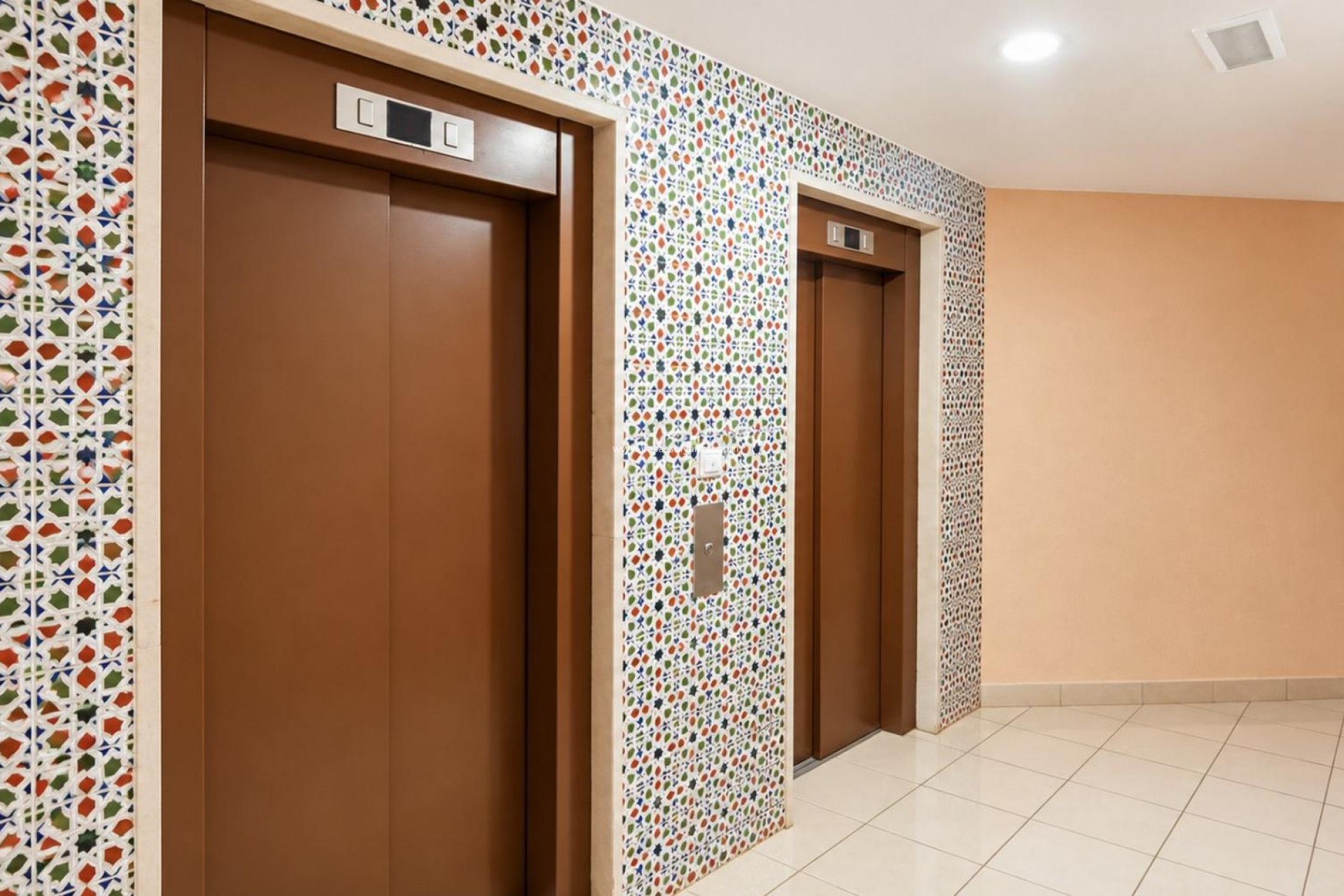 Resale - Apartment / flat - Torrevieja - Playa de los Locos