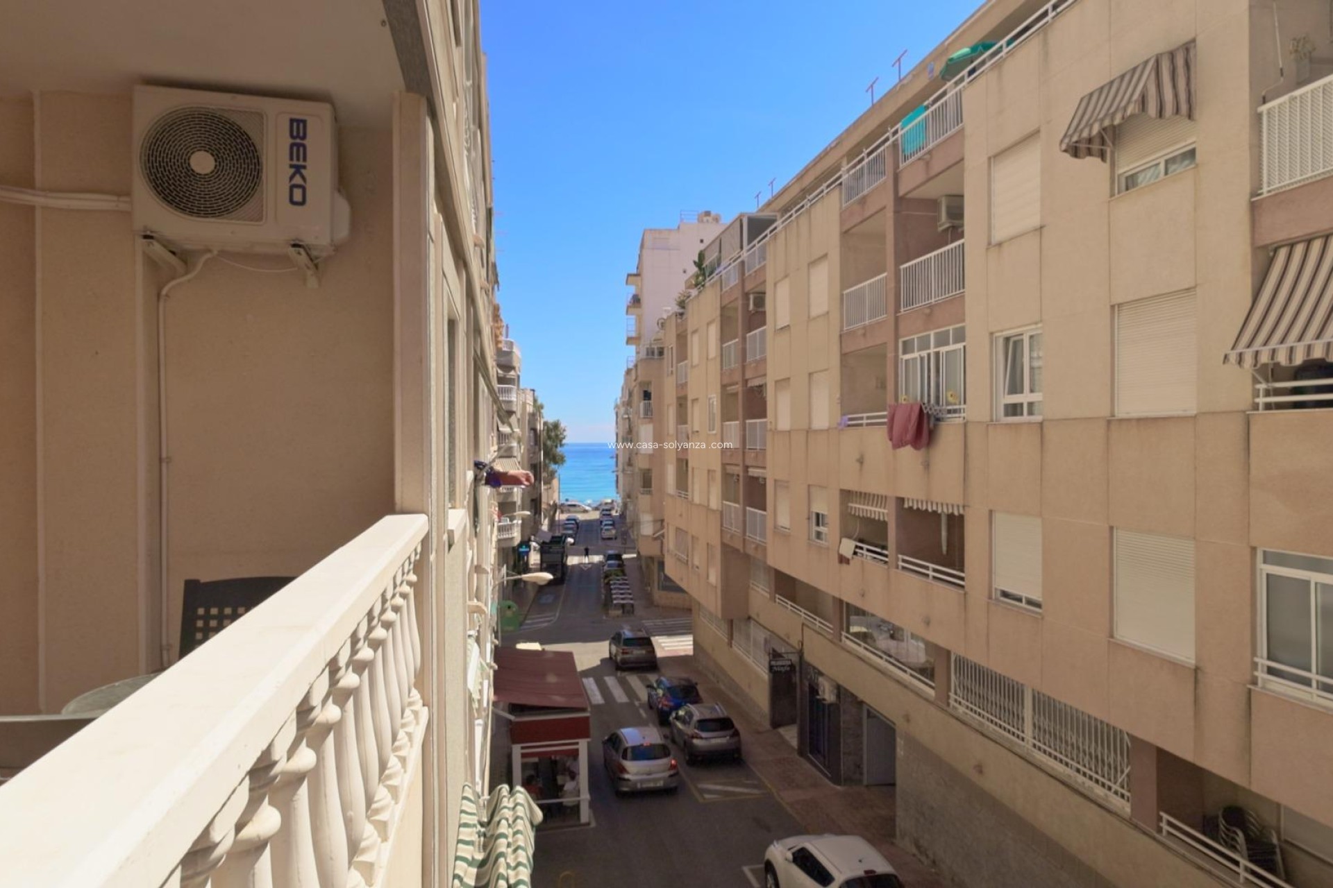 Resale - Apartment / flat - Torrevieja - Playa de los Locos