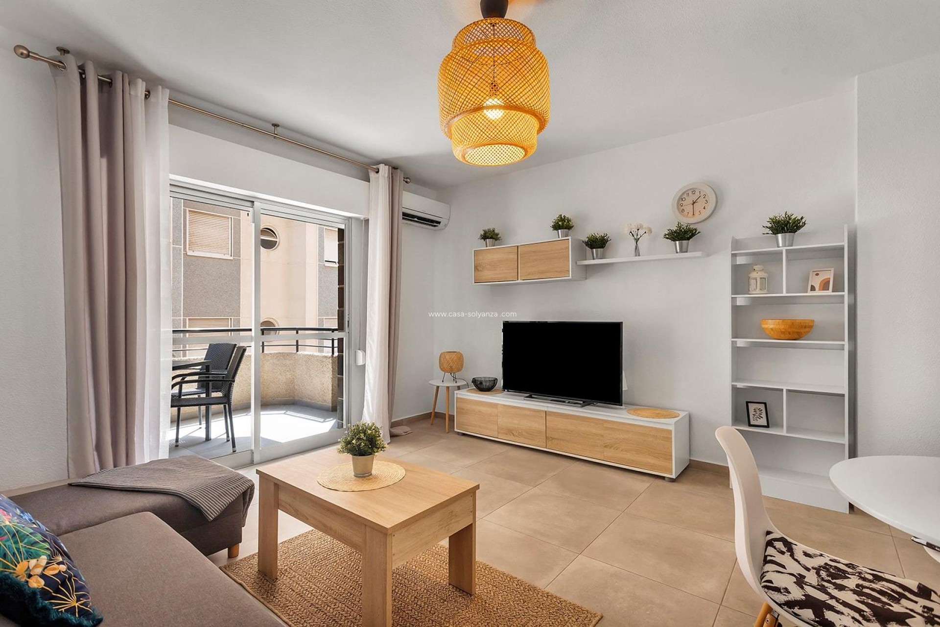 Resale - Apartment / flat - Torrevieja - Playa de los Locos