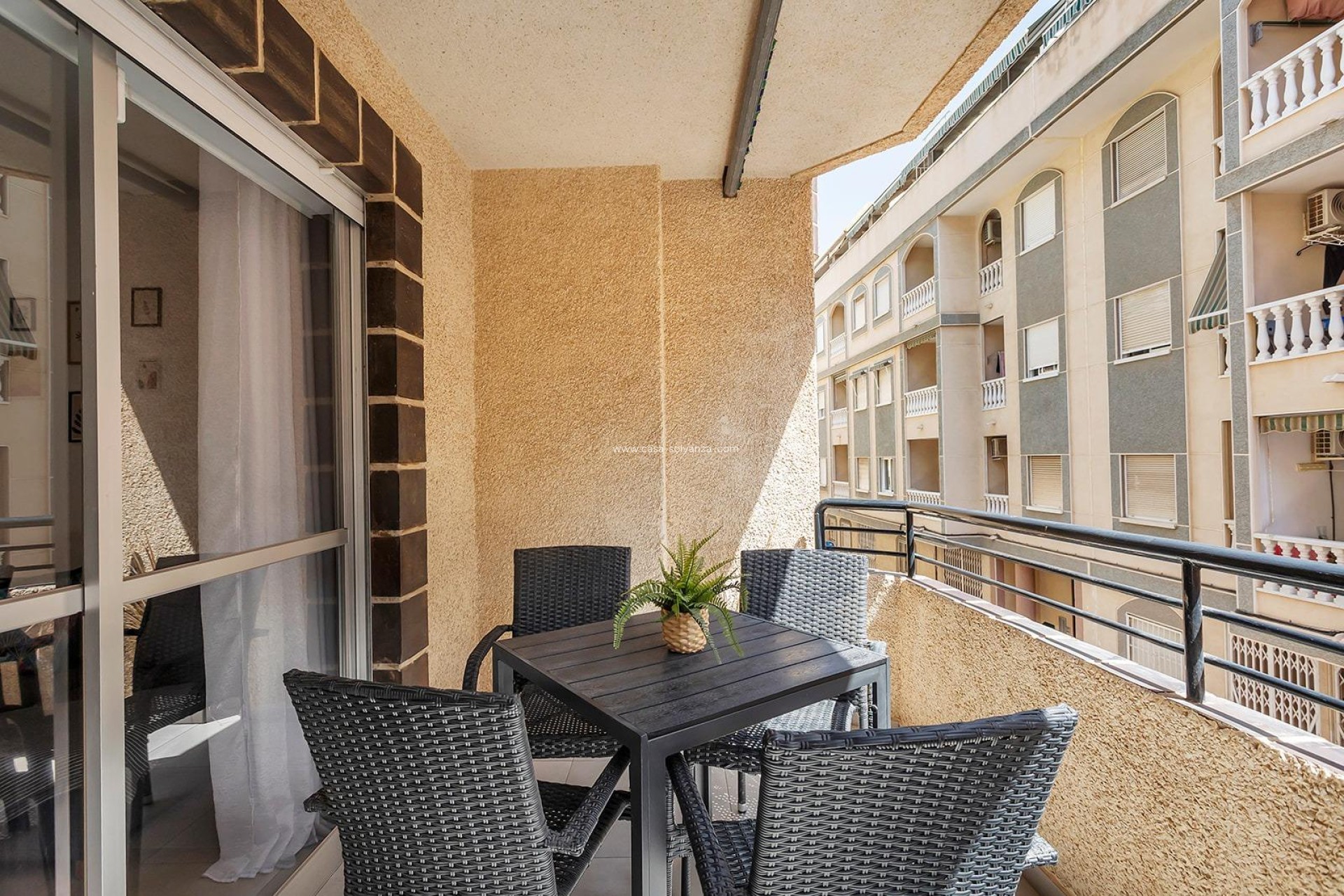 Resale - Apartment / flat - Torrevieja - Playa de los Locos