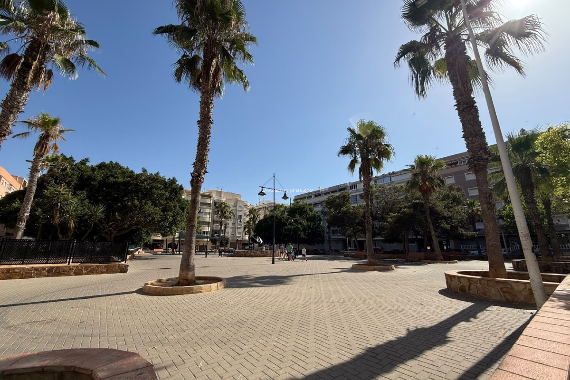 Resale - Apartment / flat - Torrevieja - Playa de los Locos