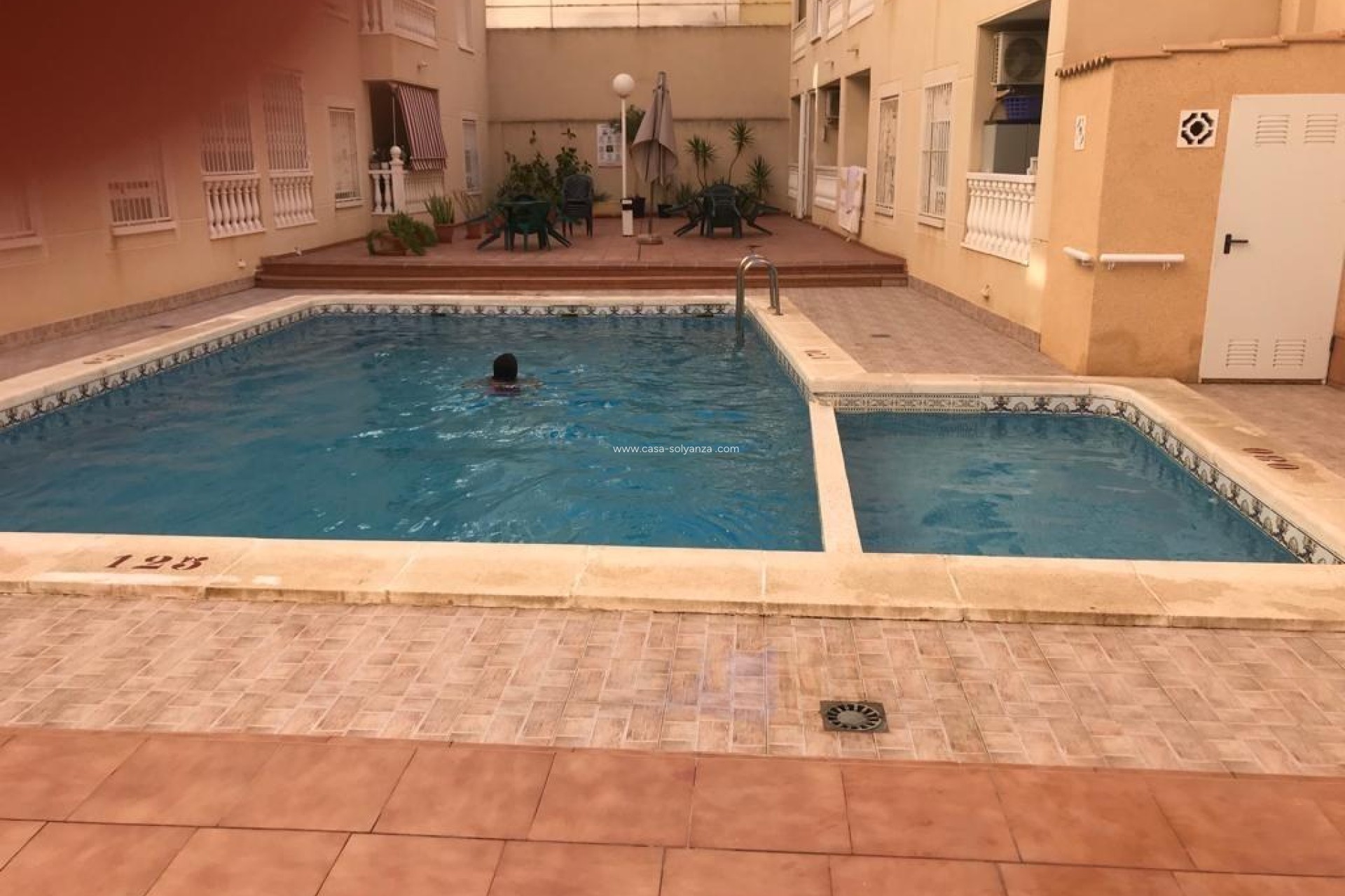 Resale - Apartment / flat - Torrevieja - Playa de los Locos