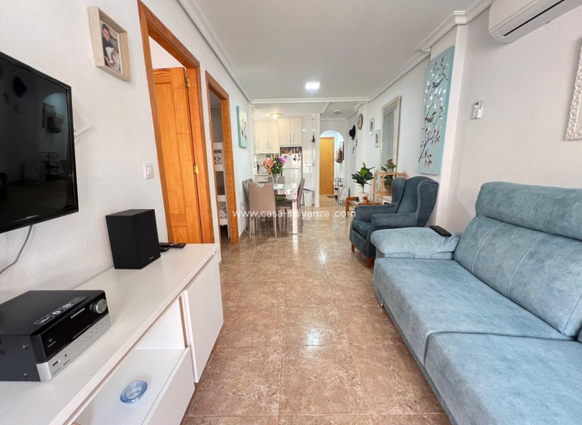 Resale - Apartment / flat - Torrevieja - Playa de los Locos