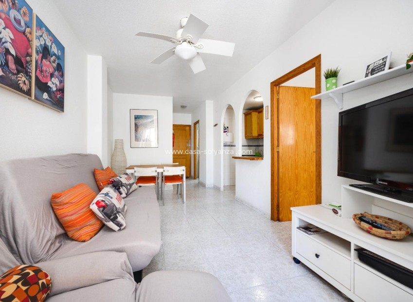 Resale - Apartment / flat - Torrevieja - Playa de los Locos