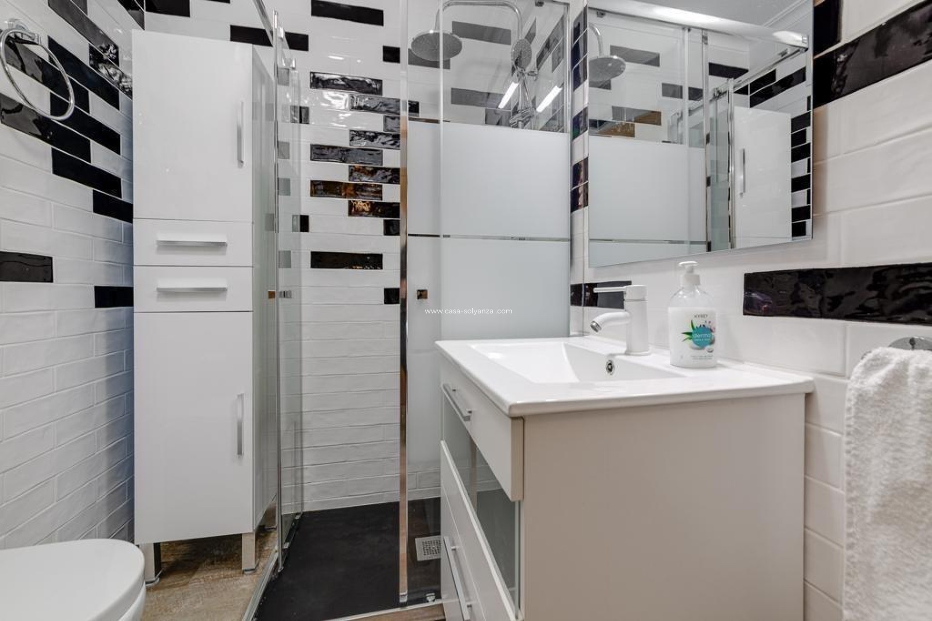 Resale - Apartment / flat - Torrevieja - Playa de los Locos