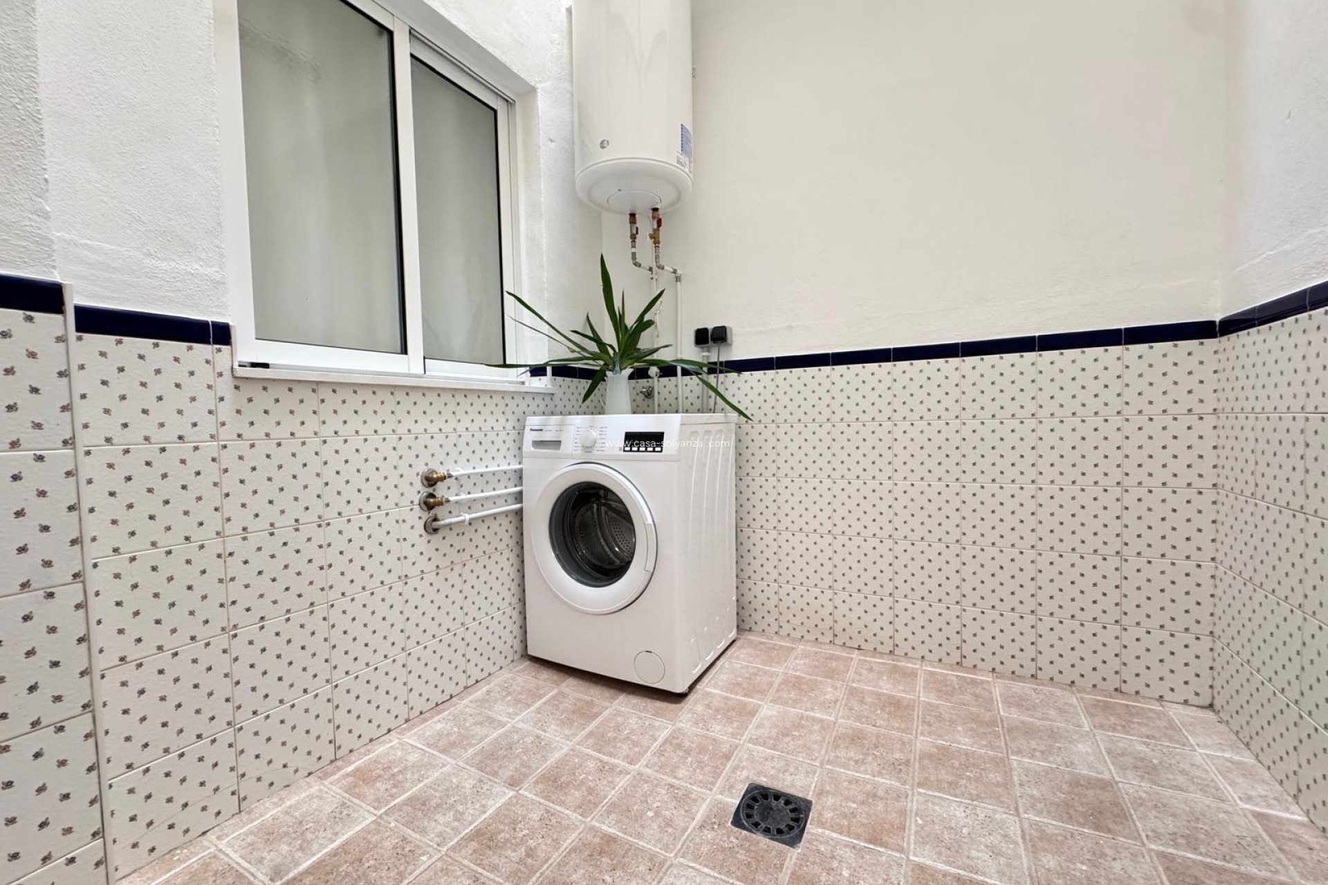 Resale - Apartment / flat - Torrevieja - Playa de los Locos