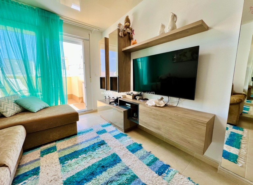 Resale - Apartment / flat - Torrevieja - Playa de los Locos