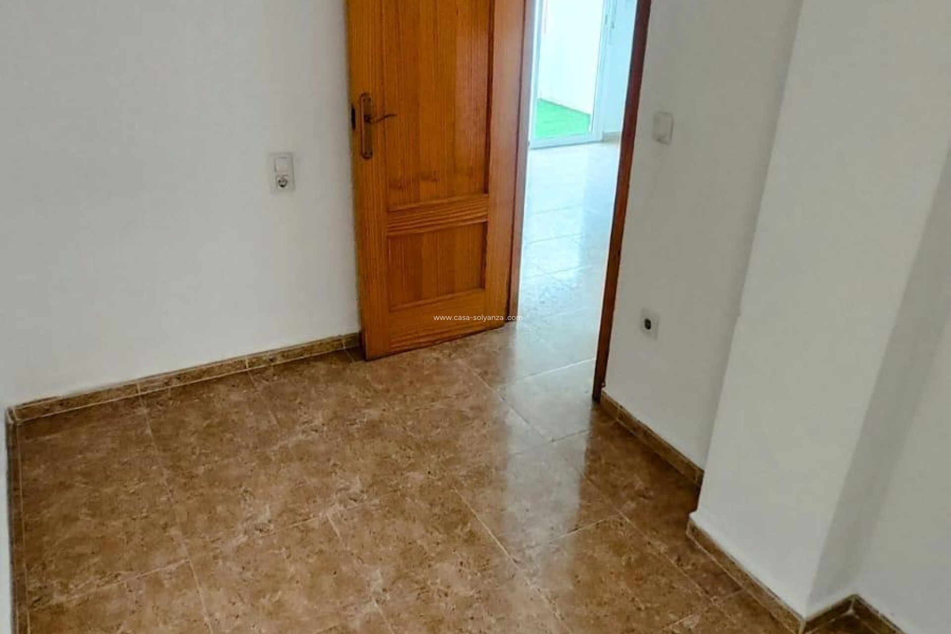 Resale - Apartment / flat - Torrevieja - Playa de los Locos