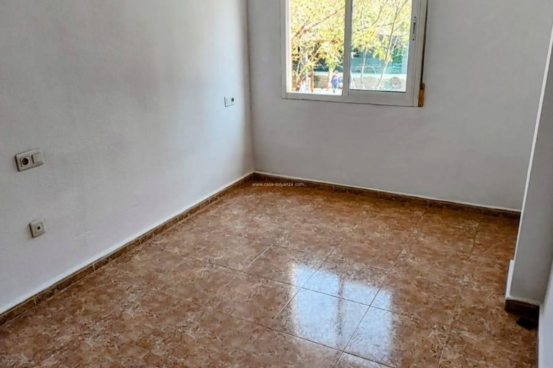 Resale - Apartment / flat - Torrevieja - Playa de los Locos