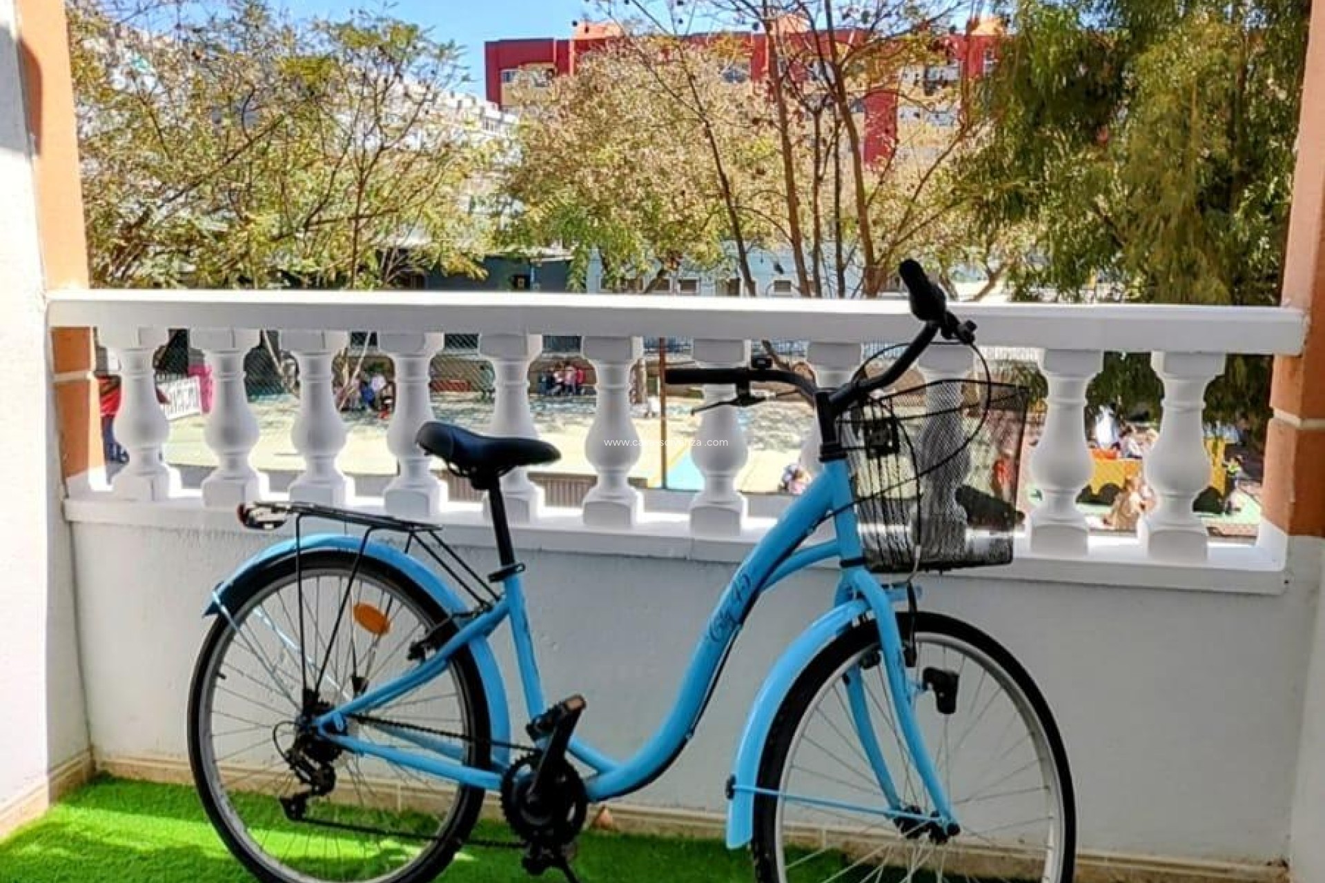 Resale - Apartment / flat - Torrevieja - Playa de los Locos