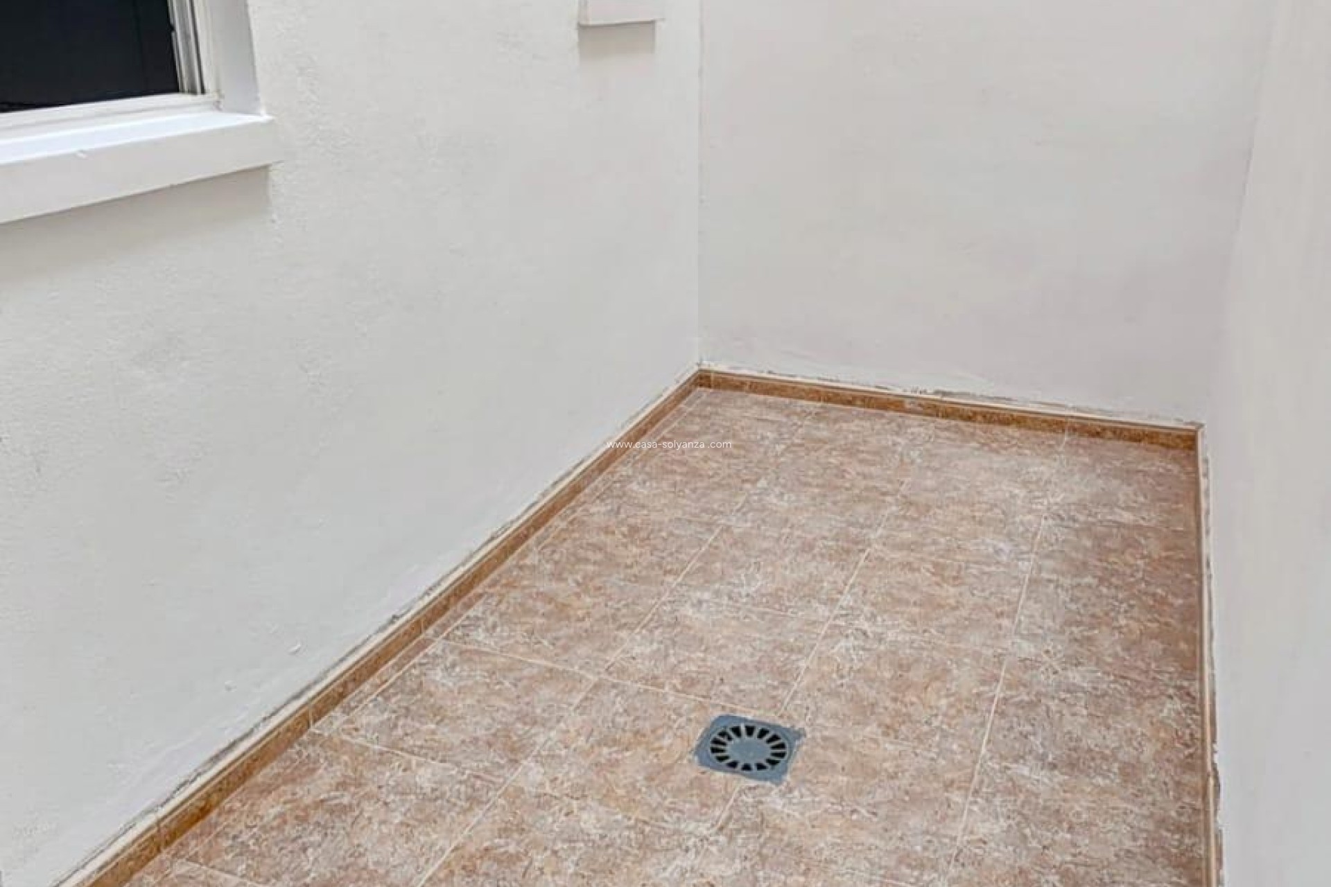 Resale - Apartment / flat - Torrevieja - Playa de los Locos