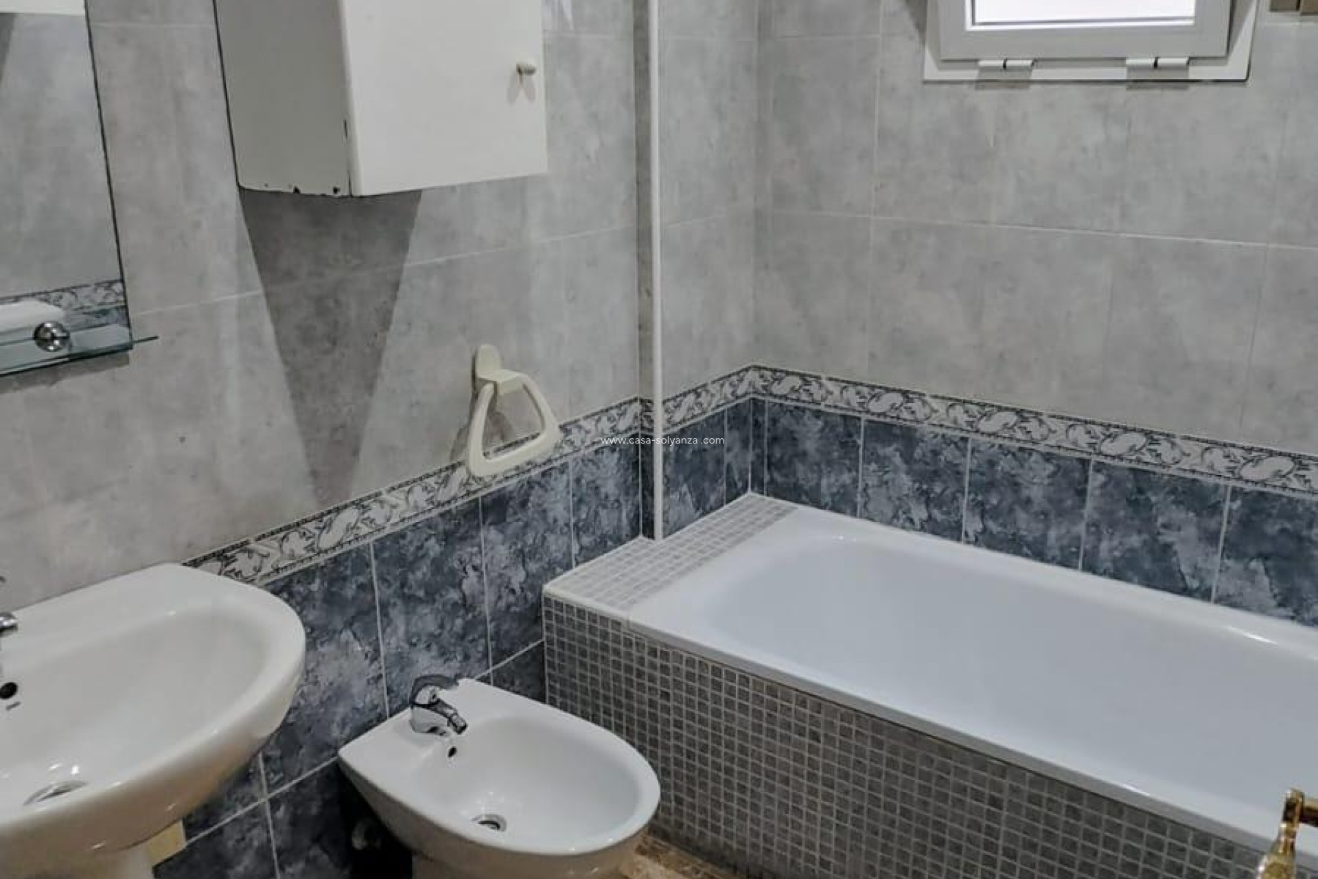 Resale - Apartment / flat - Torrevieja - Playa de los Locos