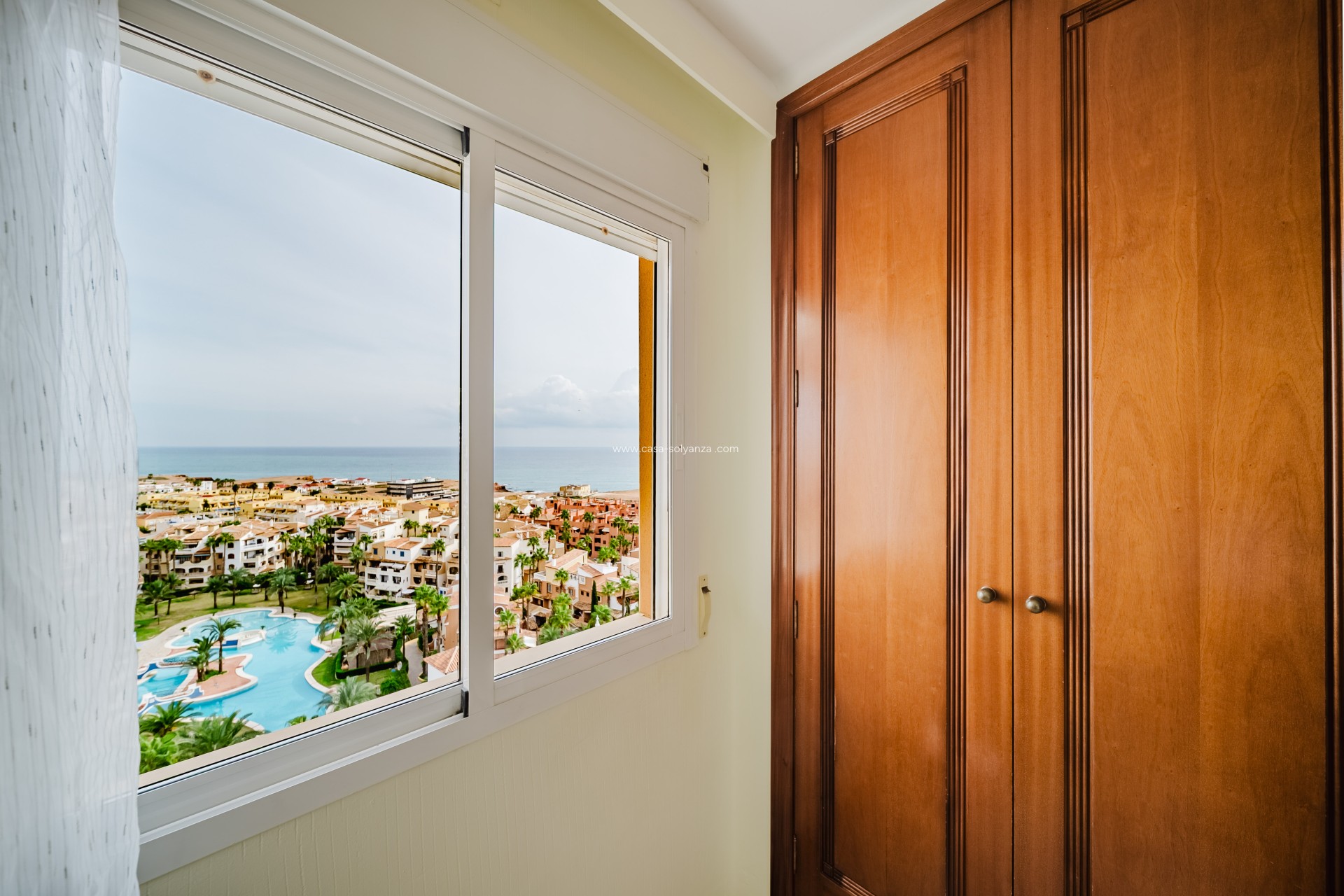 Resale - Apartment / flat - Torrevieja - Playa de los locos