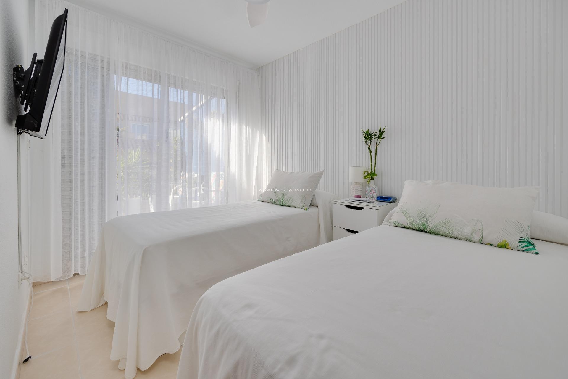 Resale - Apartment / flat - Torrevieja - Playa de los Locos