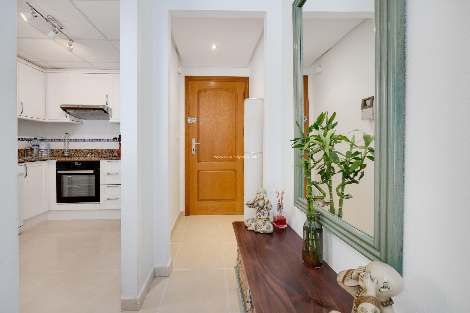 Resale - Apartment / flat - Torrevieja - Playa de los Locos