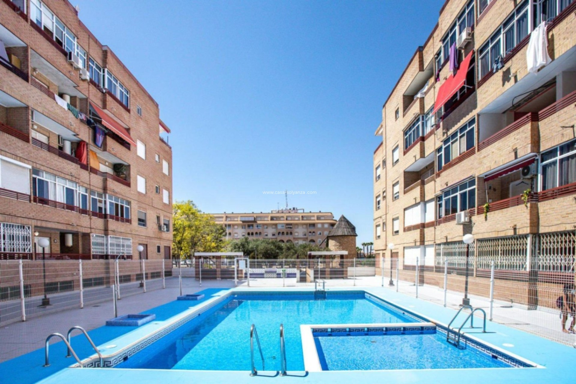 Resale - Apartment / flat - Torrevieja - Playa de los Locos