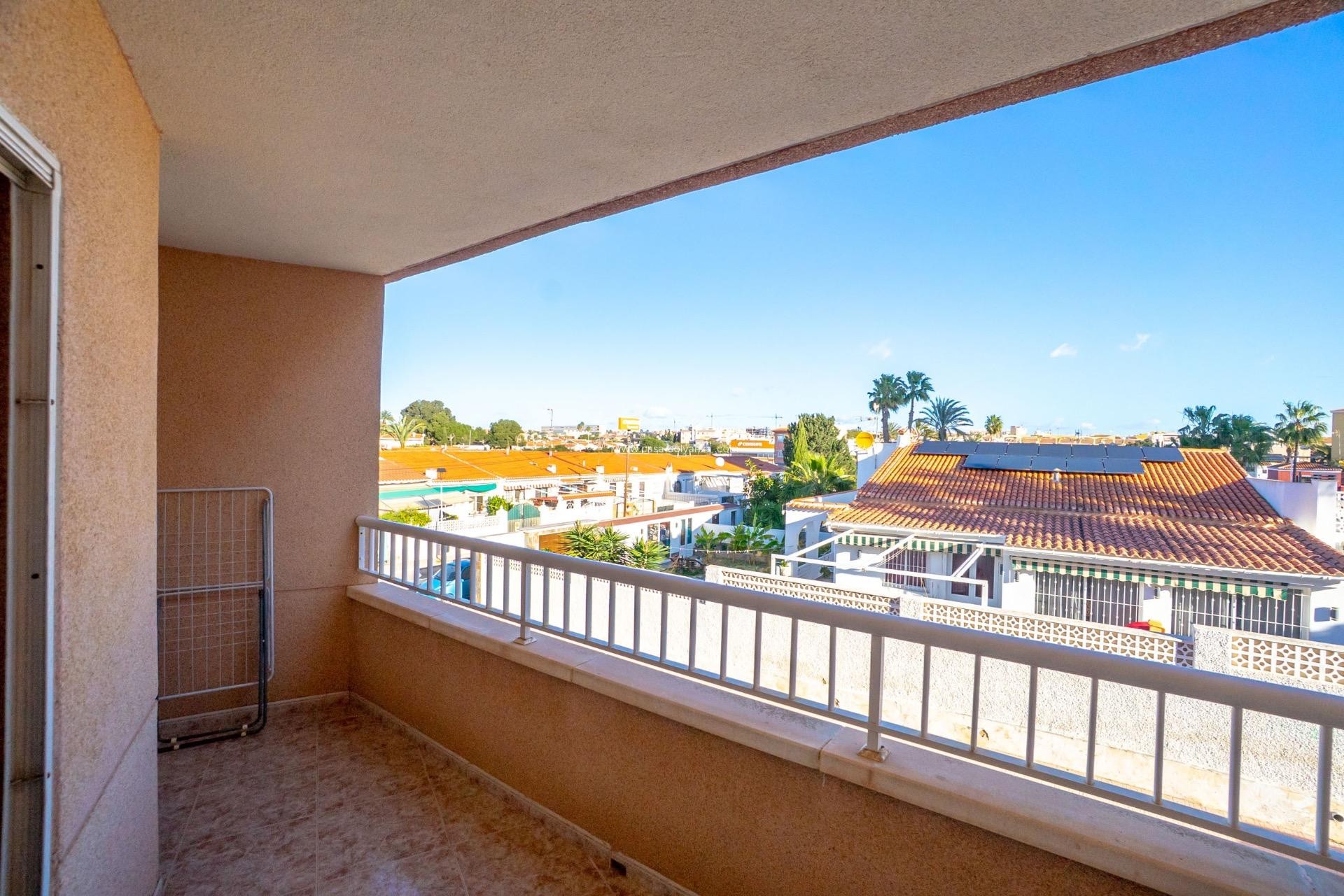 Resale - Apartment / flat - Torrevieja - Playa de los locos